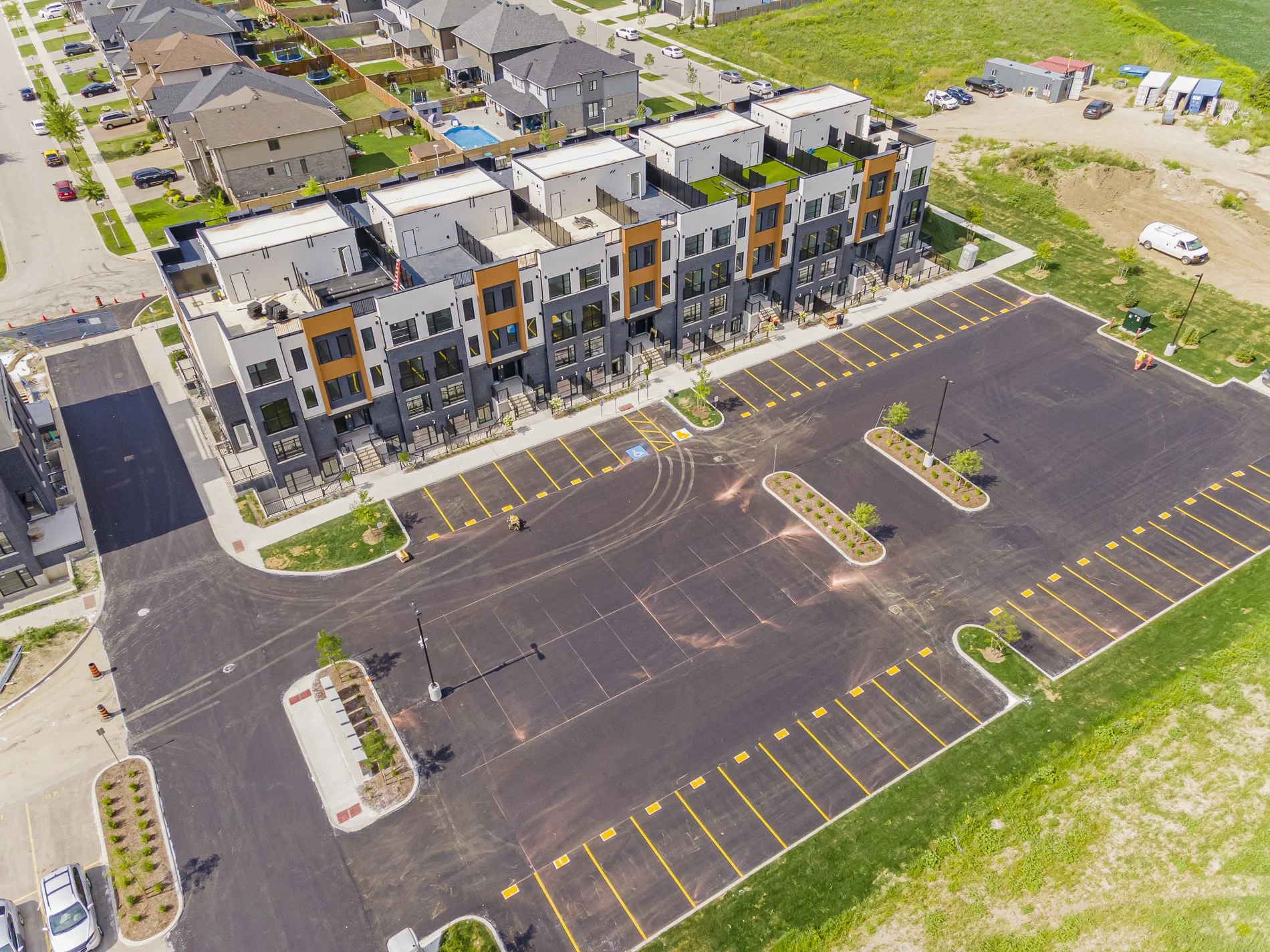 177-3900 Savoy St_24.jpg