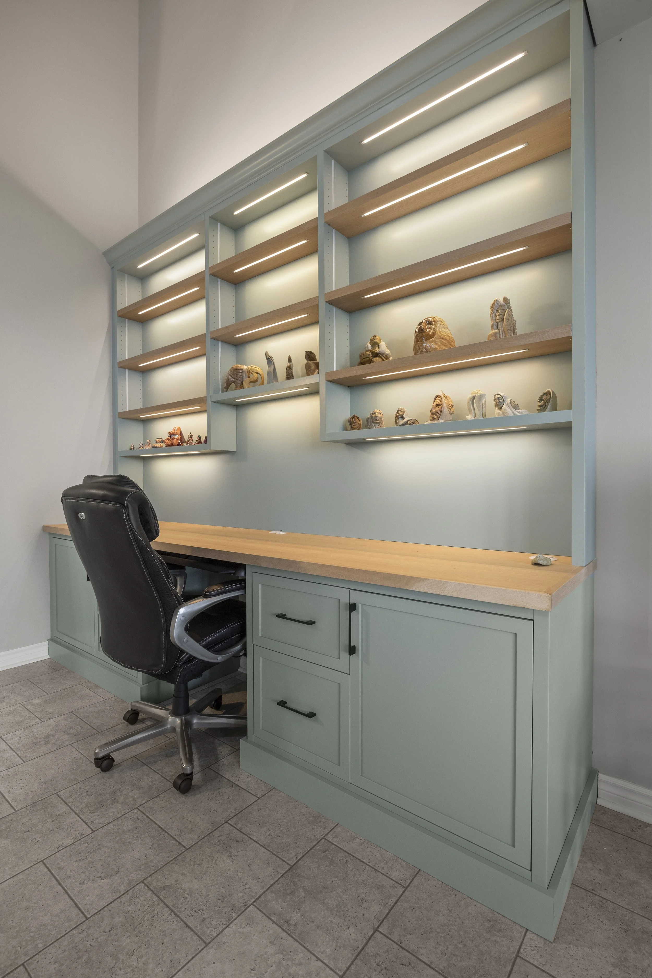 41-374 Front St -09.JPG