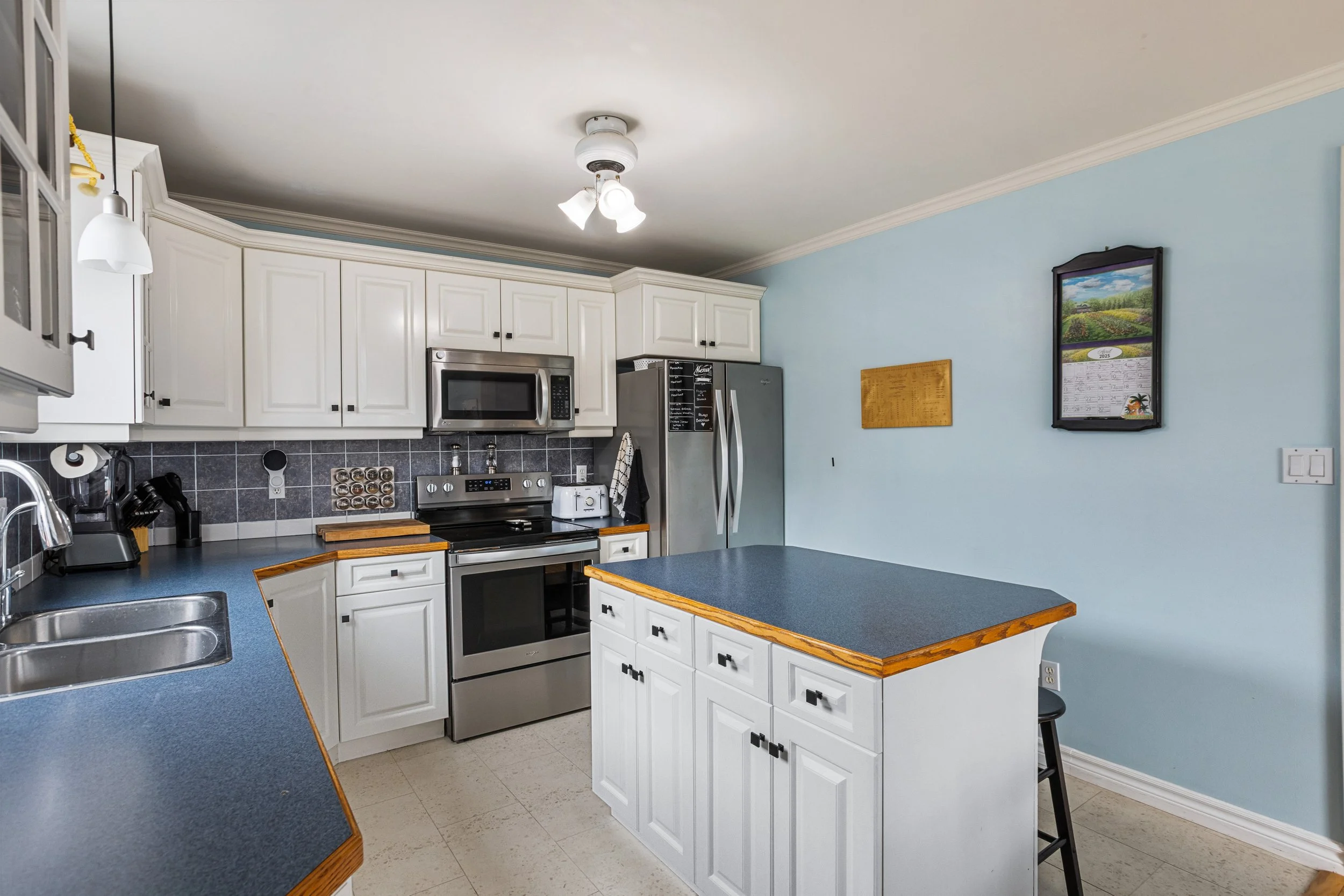 260 Mutual Dr - 16.jpg