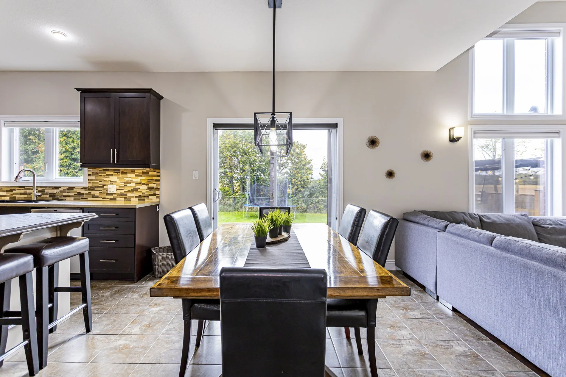 167 Watson St_15.jpg