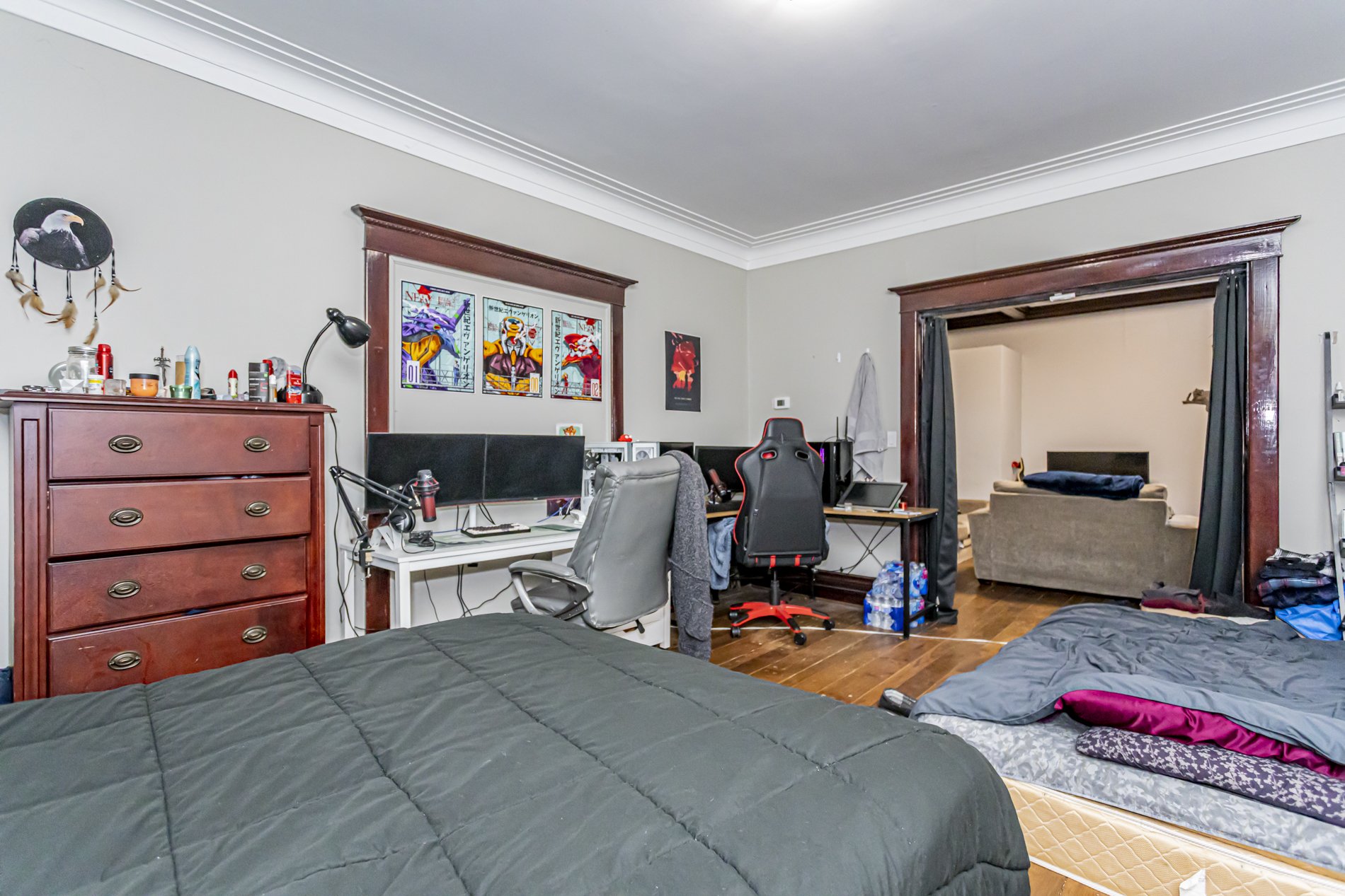 994 Richmond St_08.jpg