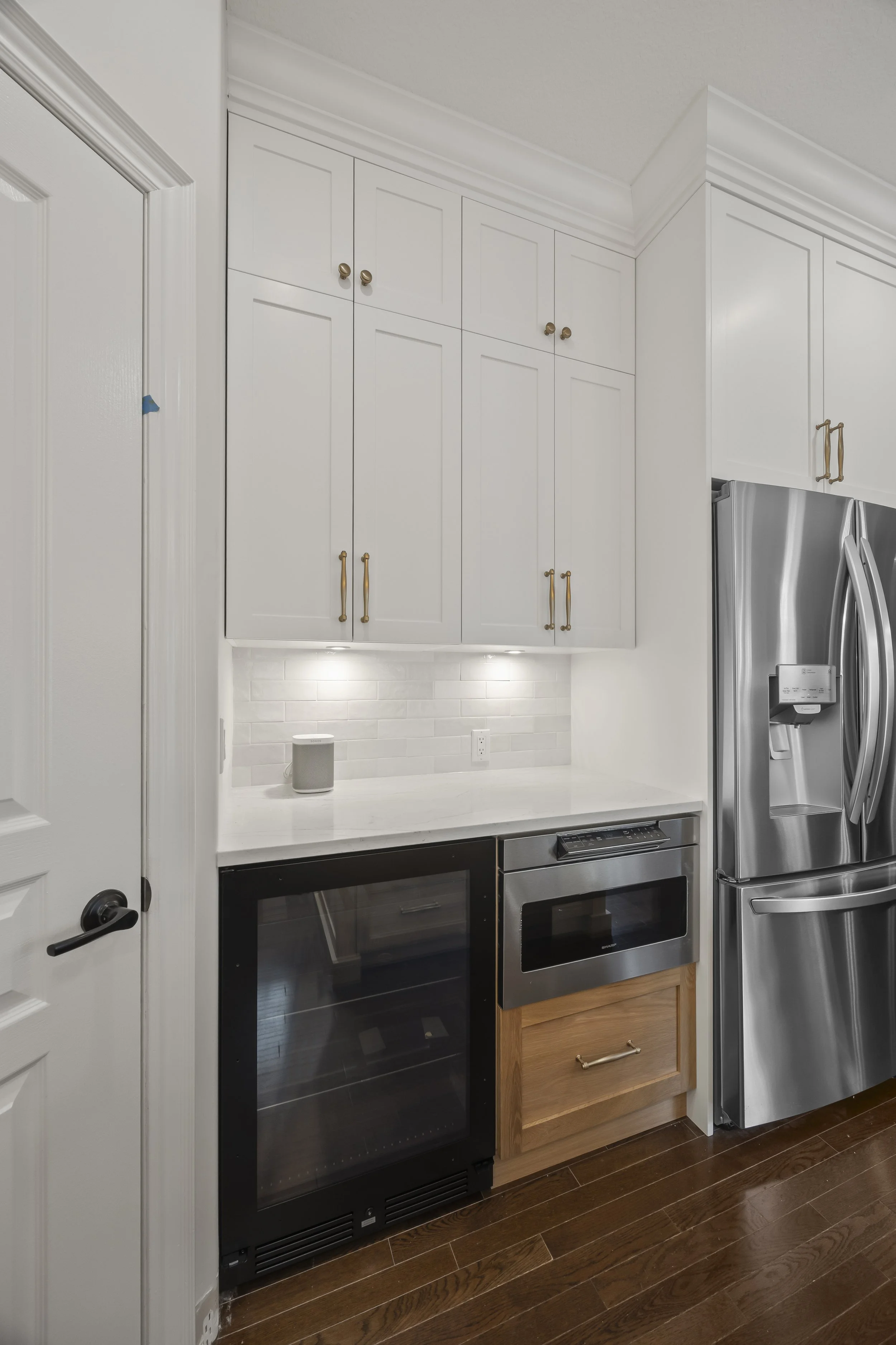 672 Clearwater Cres -16.JPG