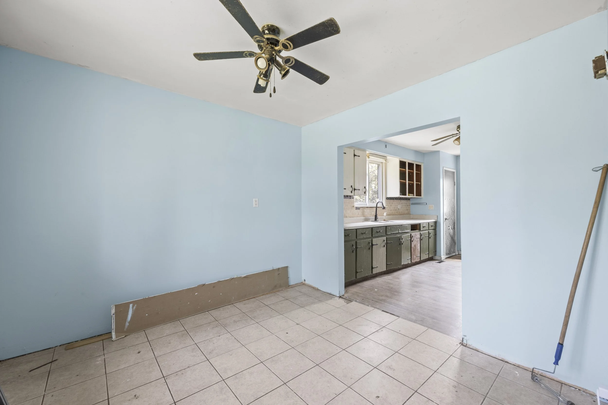 10207 Ivan Dr -07.JPG