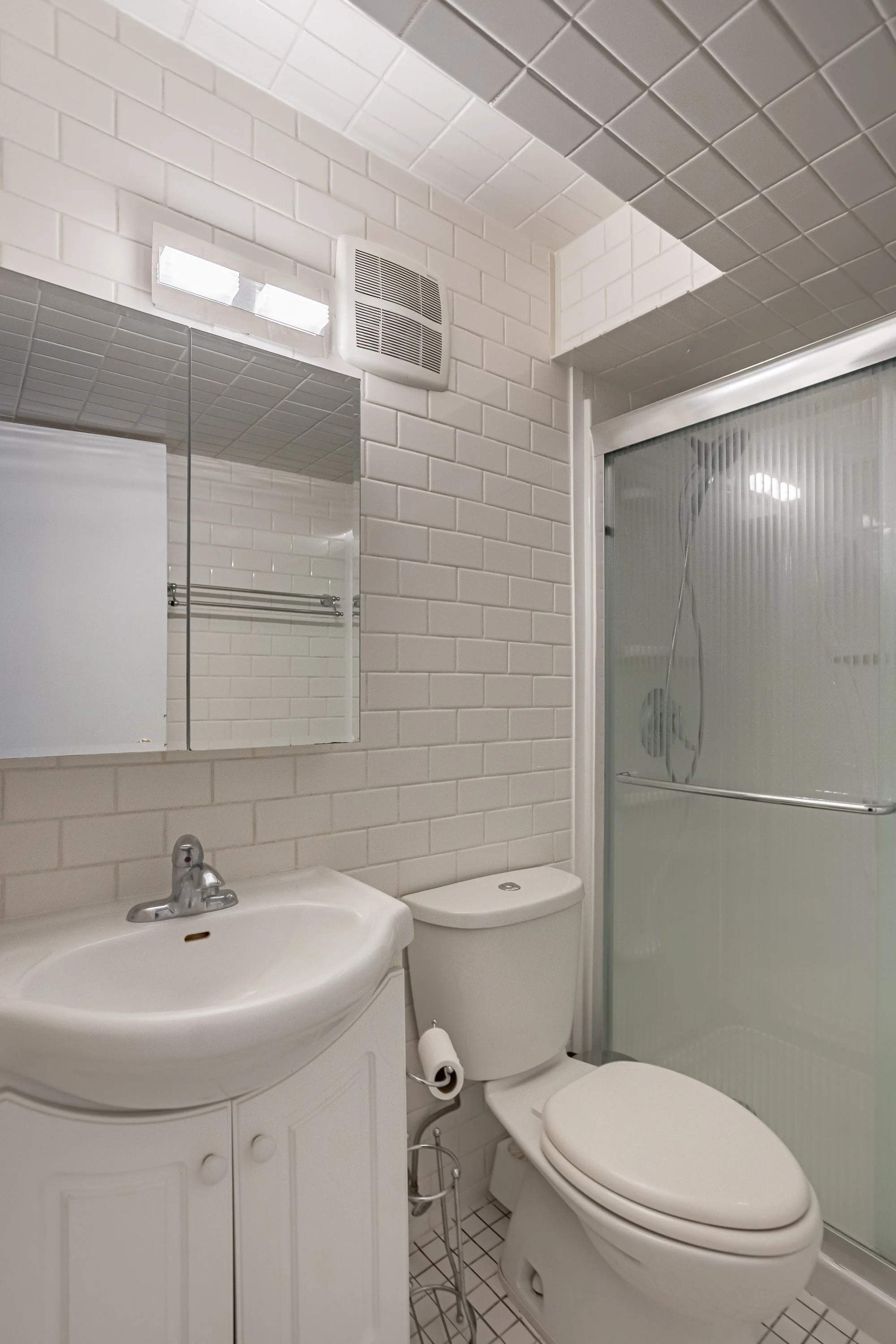 107 Ardsley Cres-29.jpg