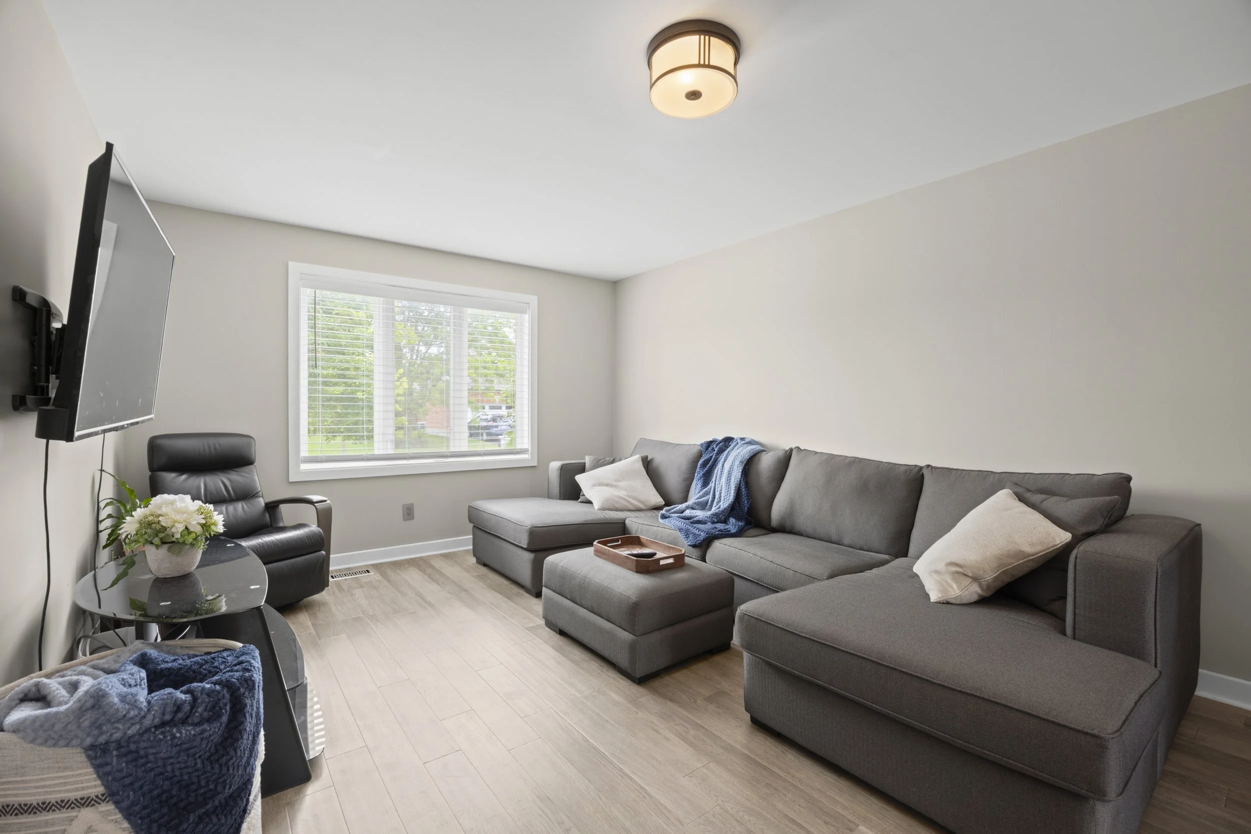 43 Meredith Dr -13.JPG