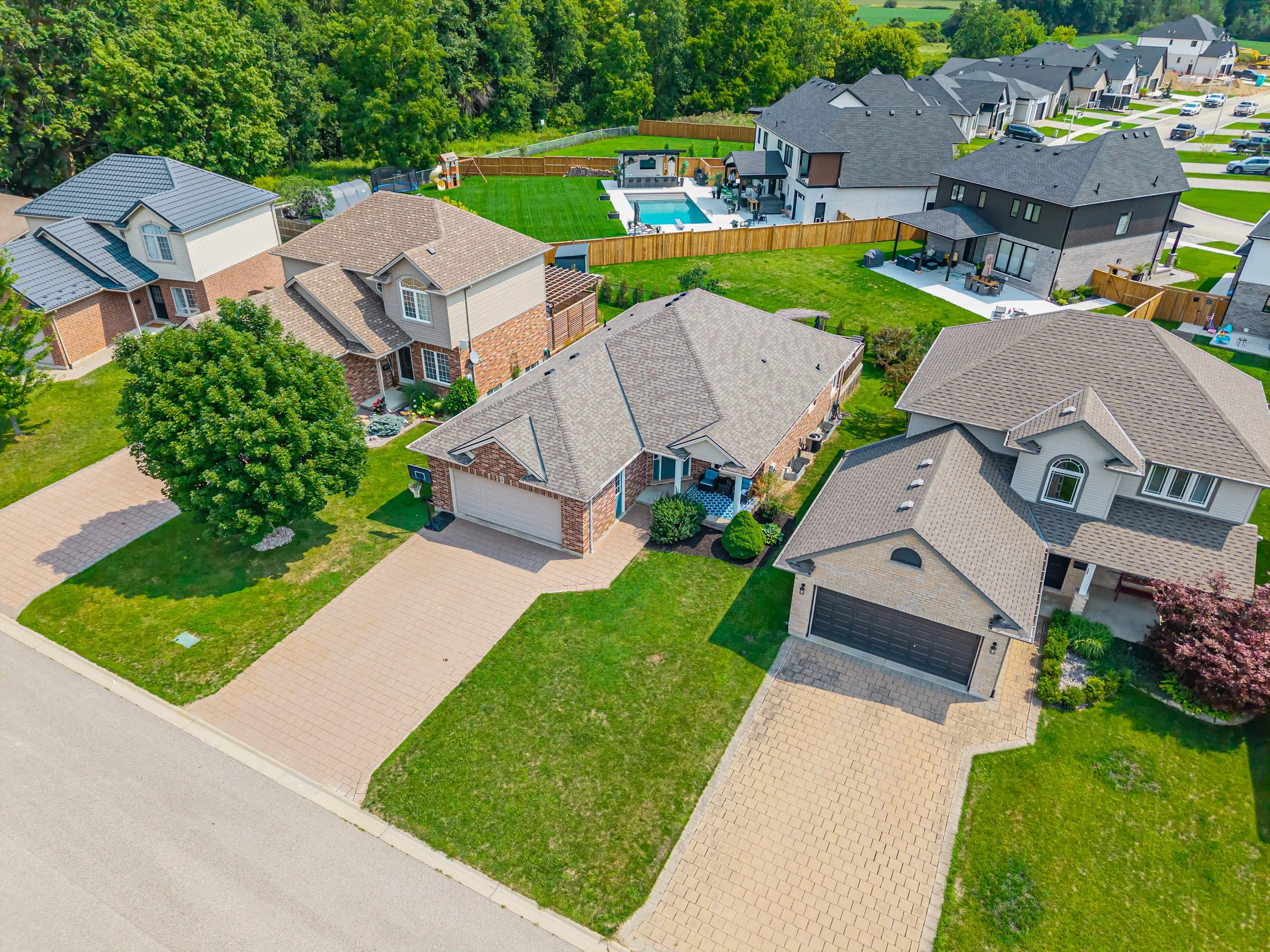131 Deborah Dr -48.jpg