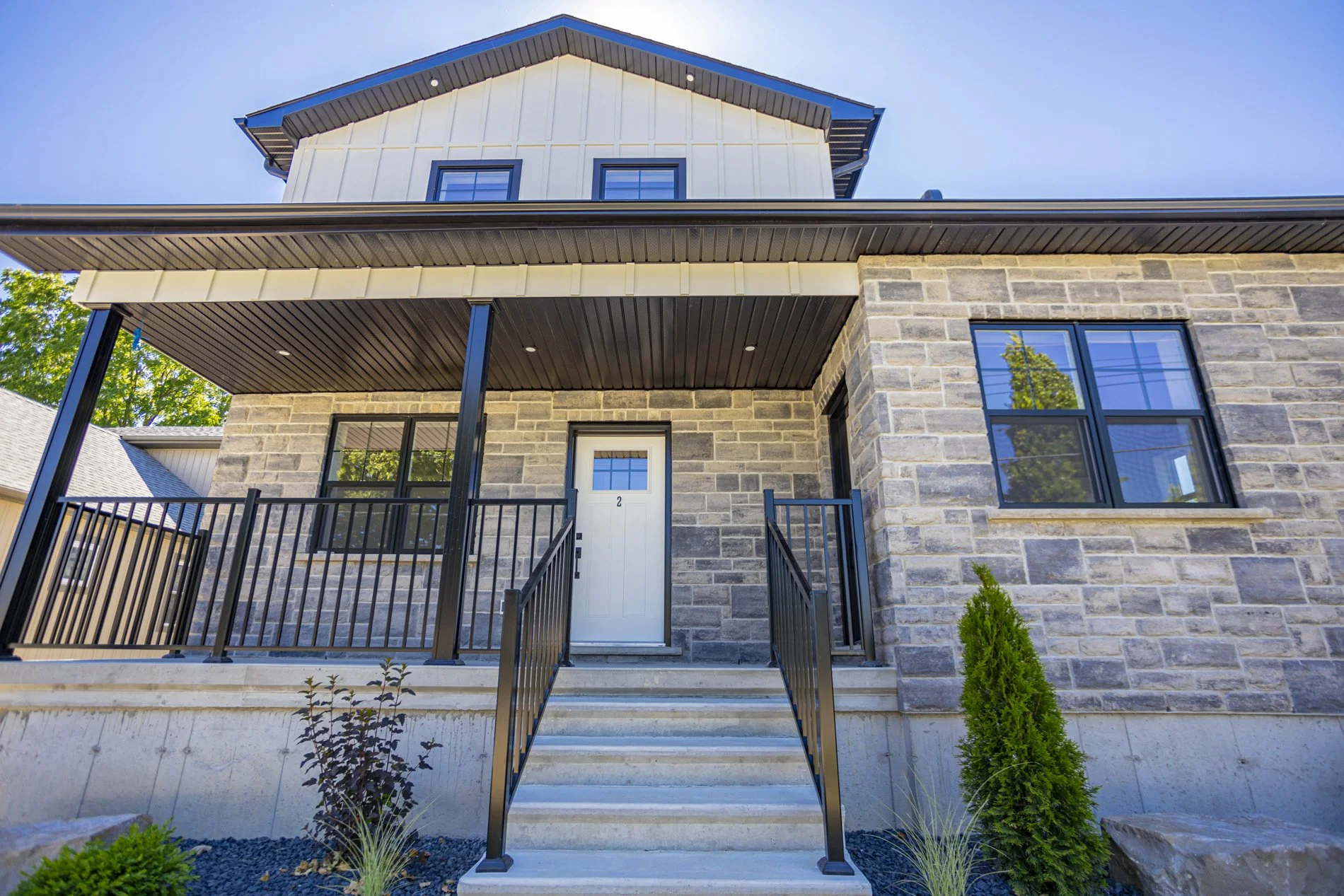 285 William St - Exteriors_06.JPG