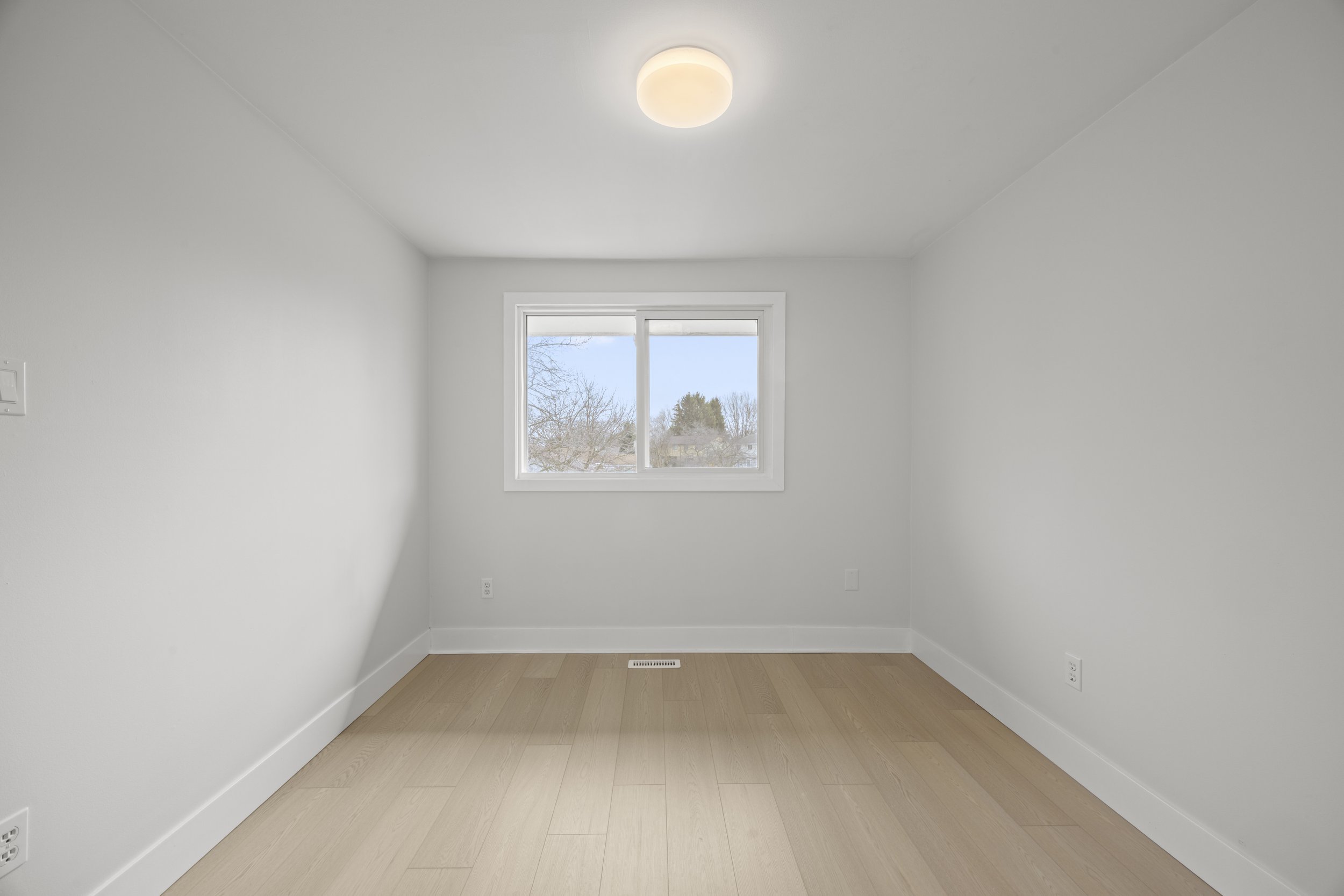 1763 Aldersbrook -26.JPG