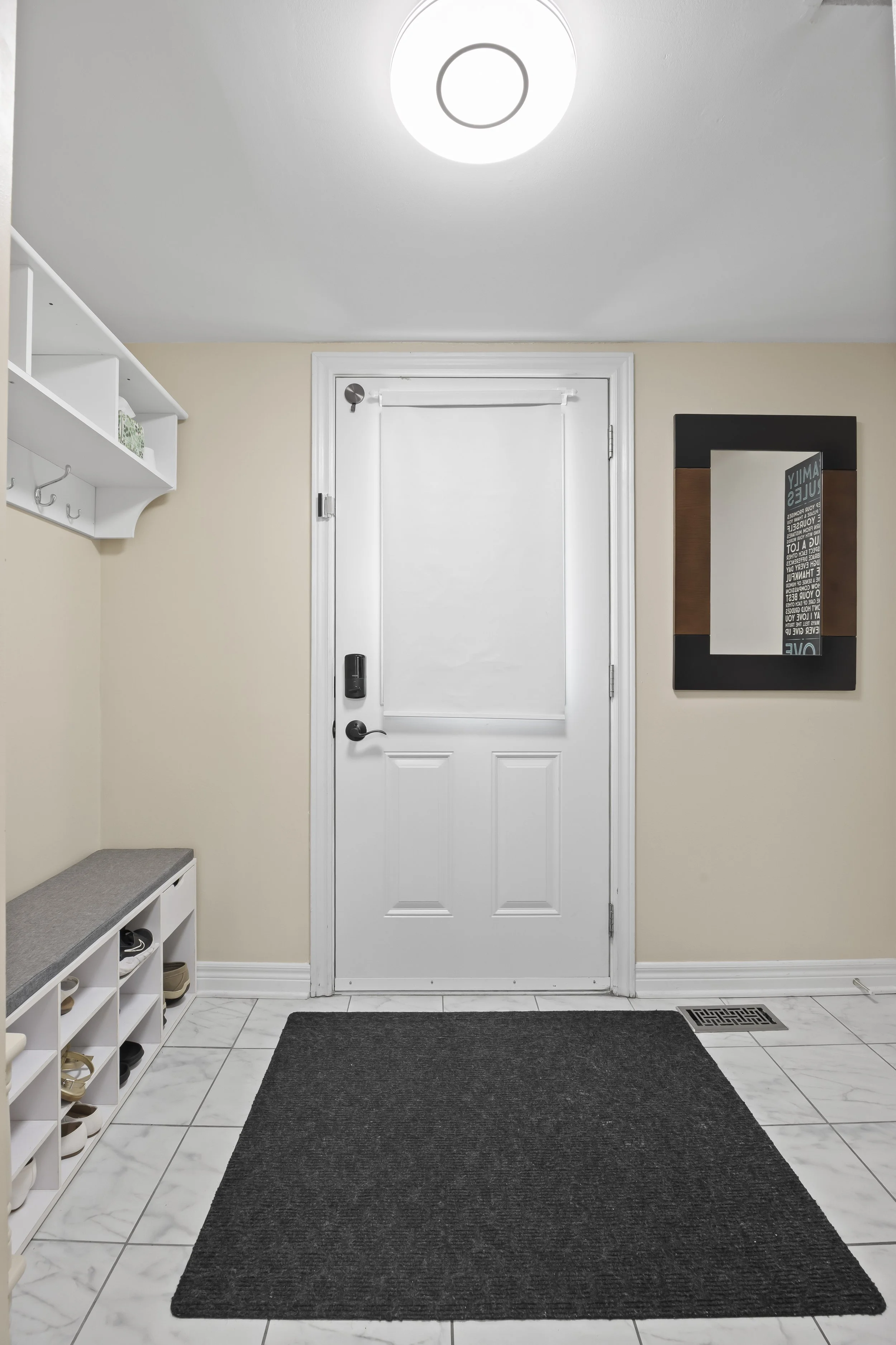 166-900 Pond View Rd -07.JPG