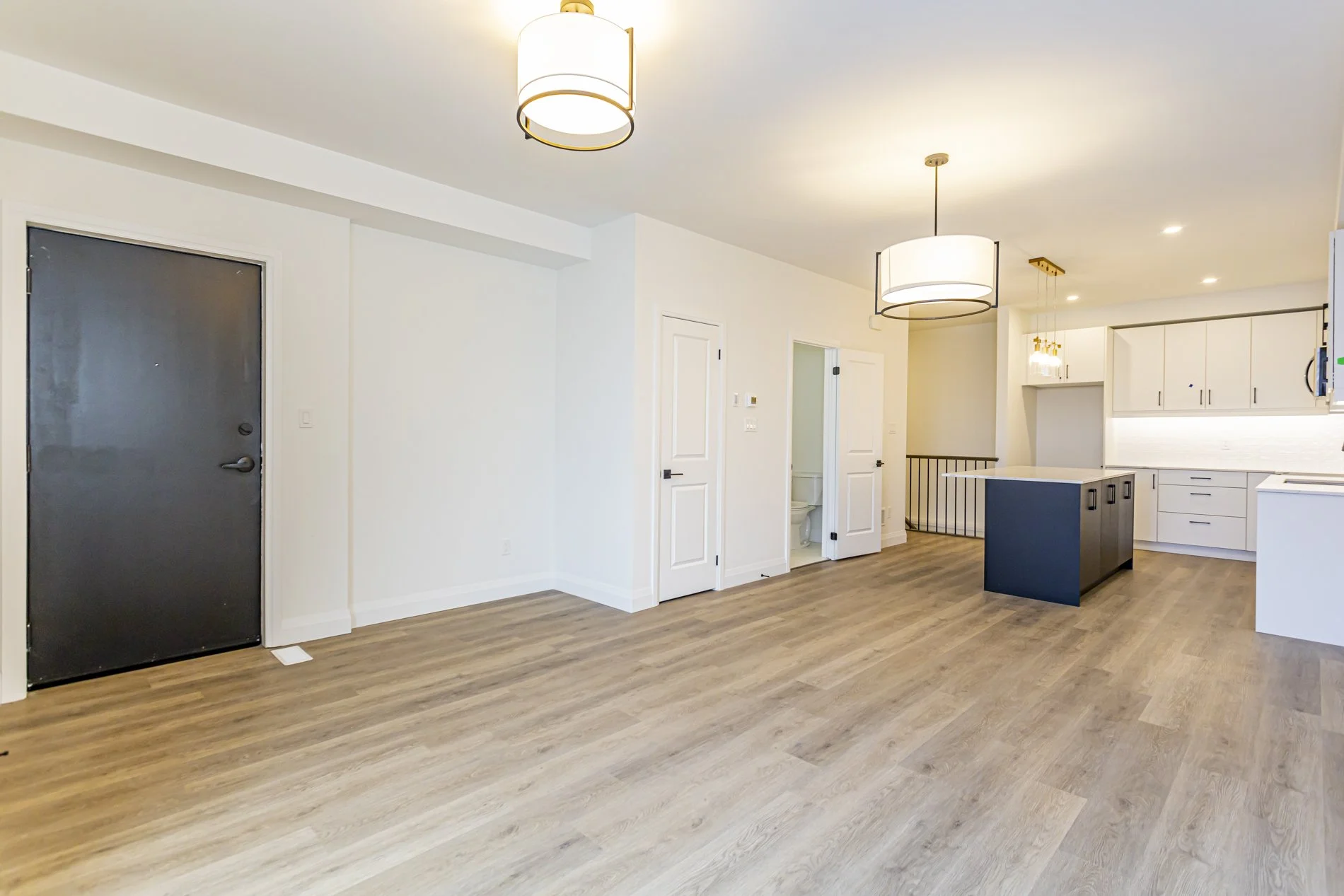 55-3900 Savoy St_09.JPG