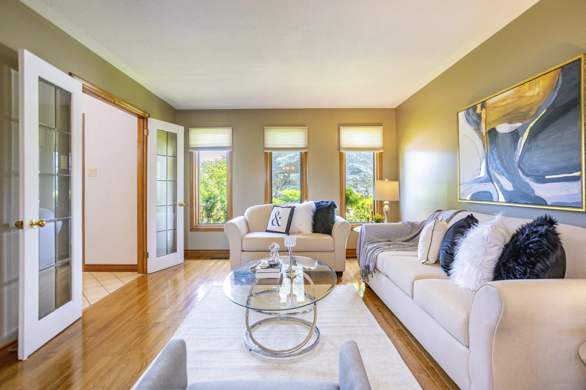 70 Thumnderbird Cres_12.JPG