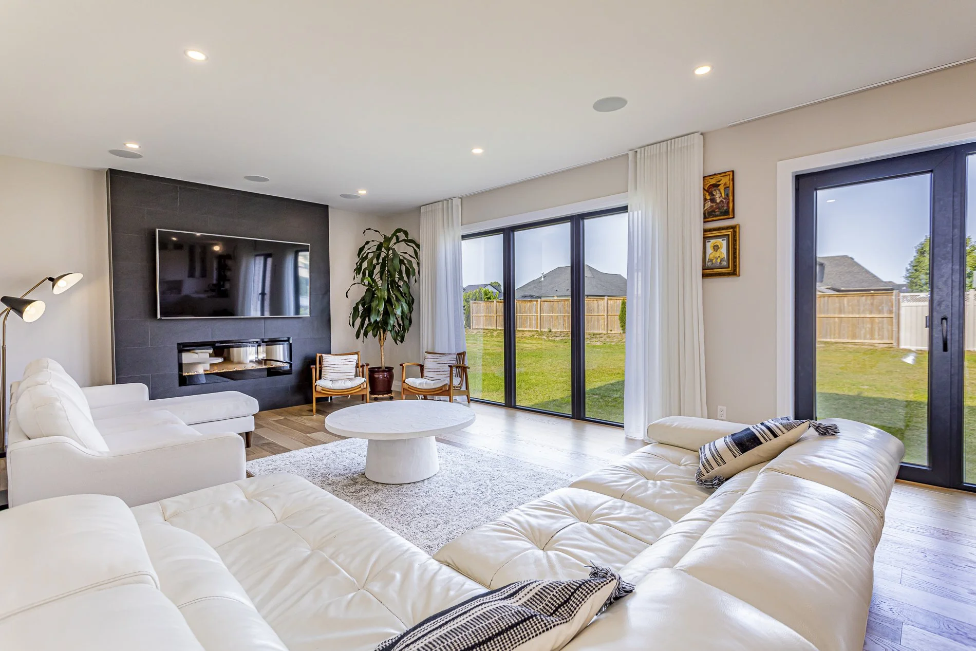 114 Edgewater Blvd_11.jpg