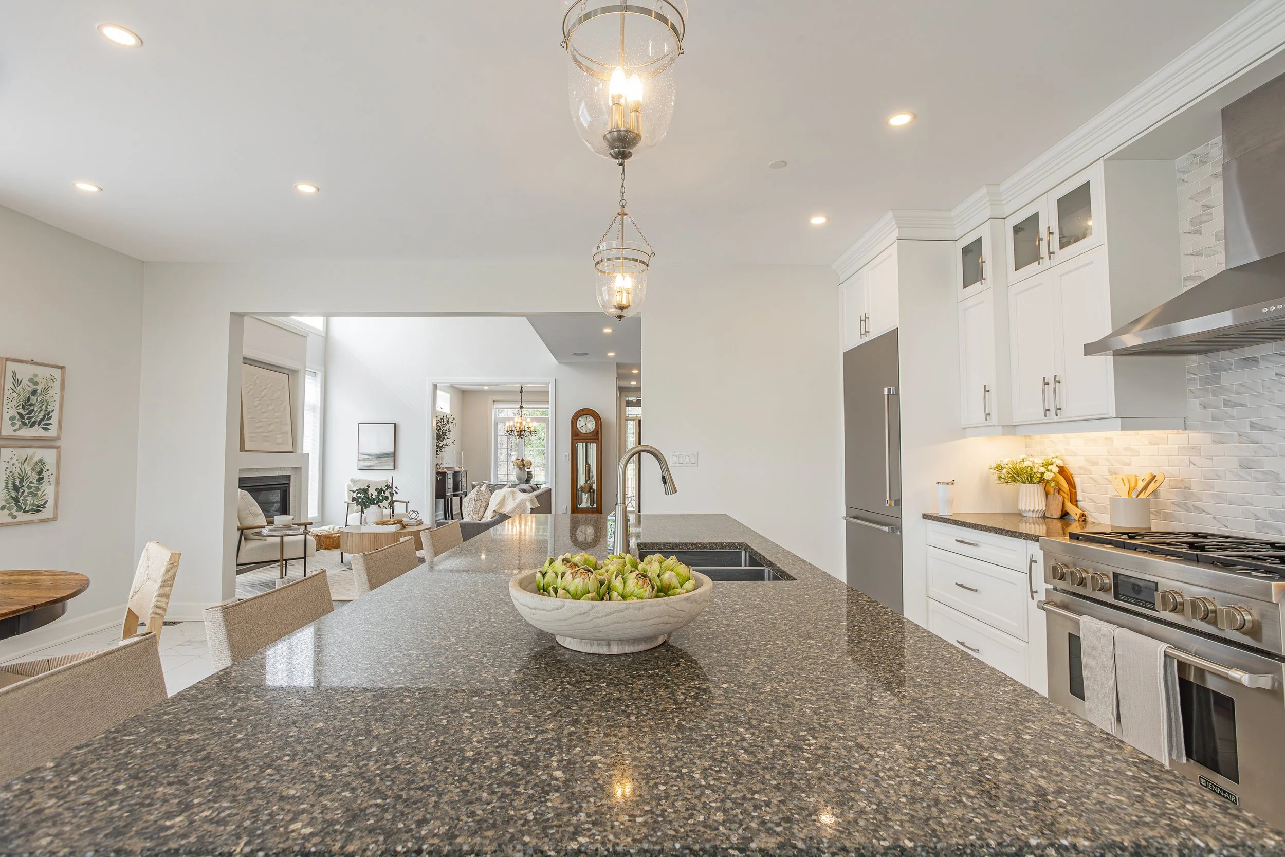 2-159 Windermere Rd-27.jpg