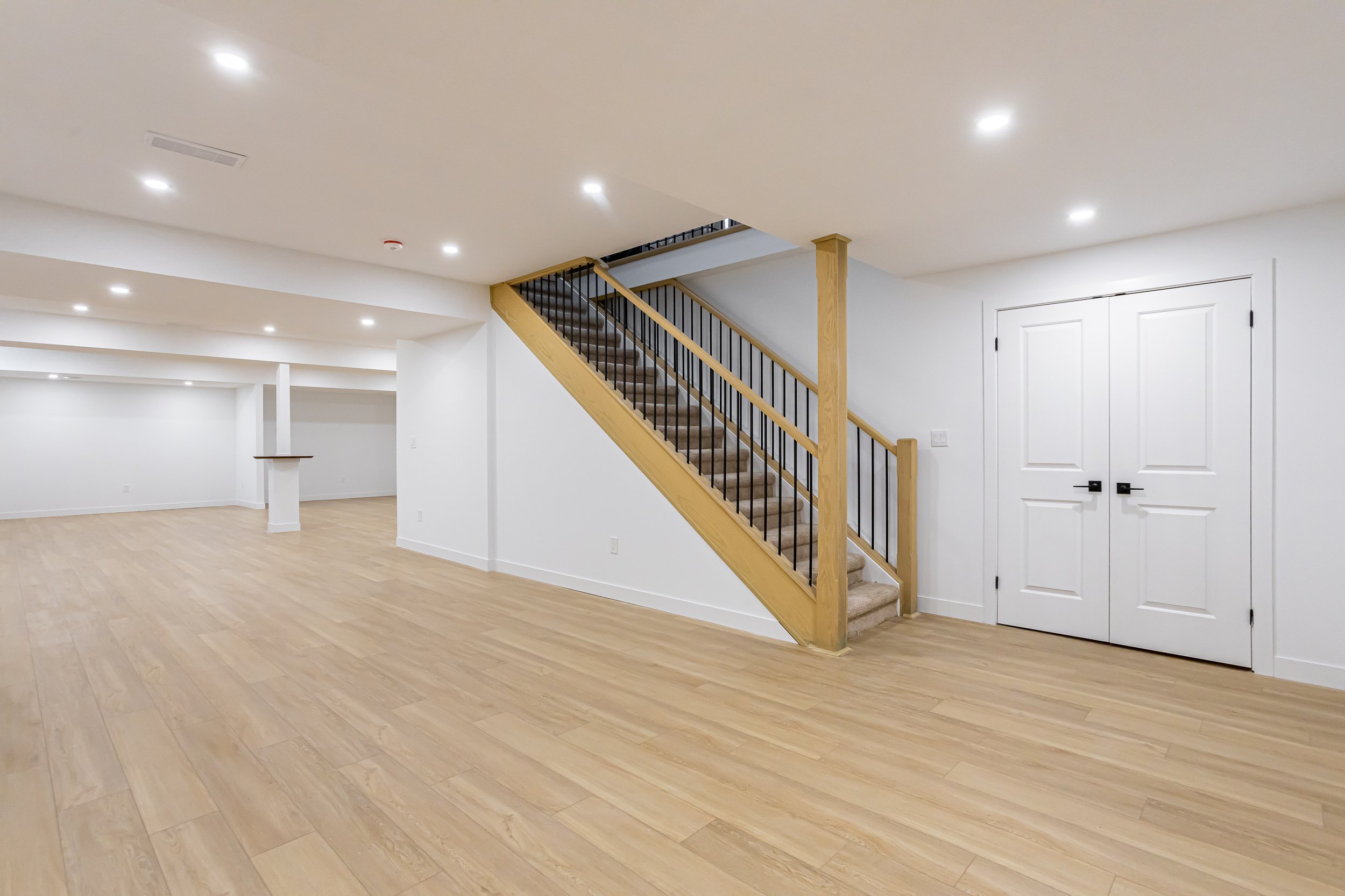 22664 Queens Line-1.jpg