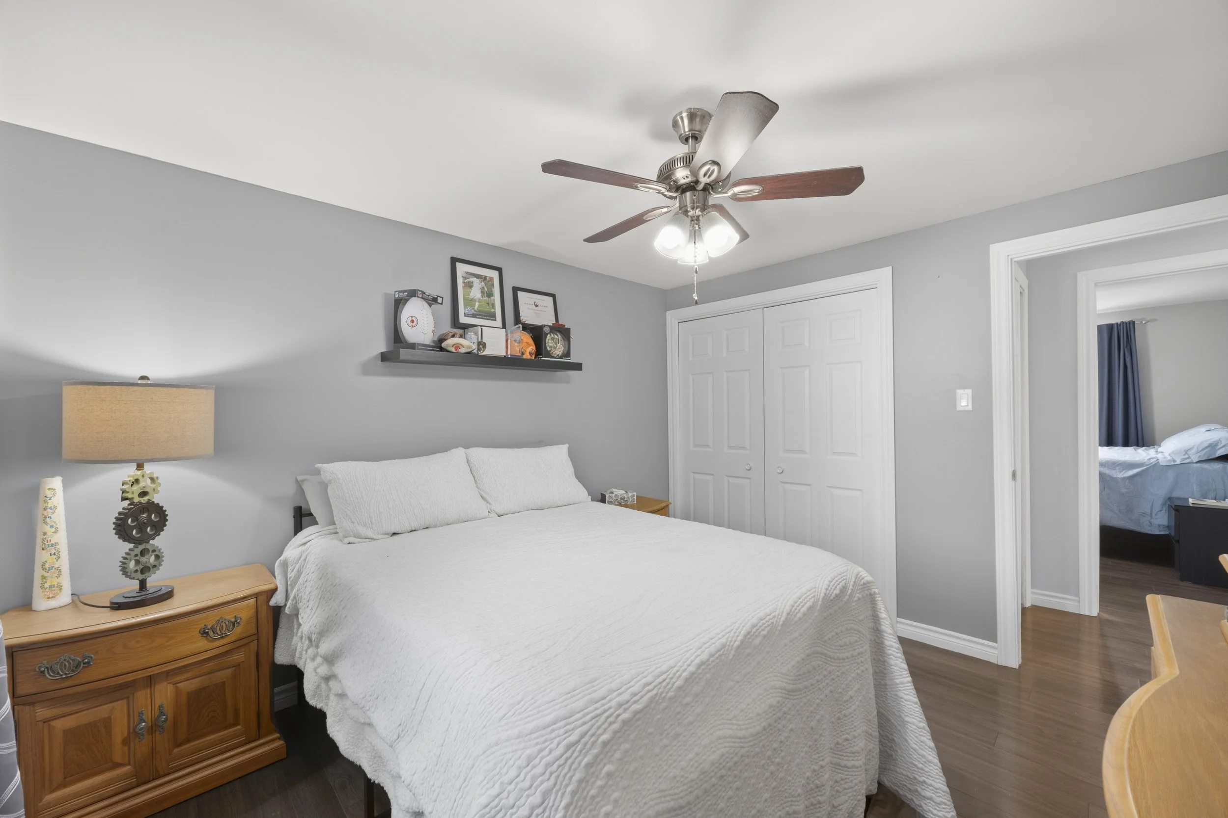 219 Dundas St W -24.JPG