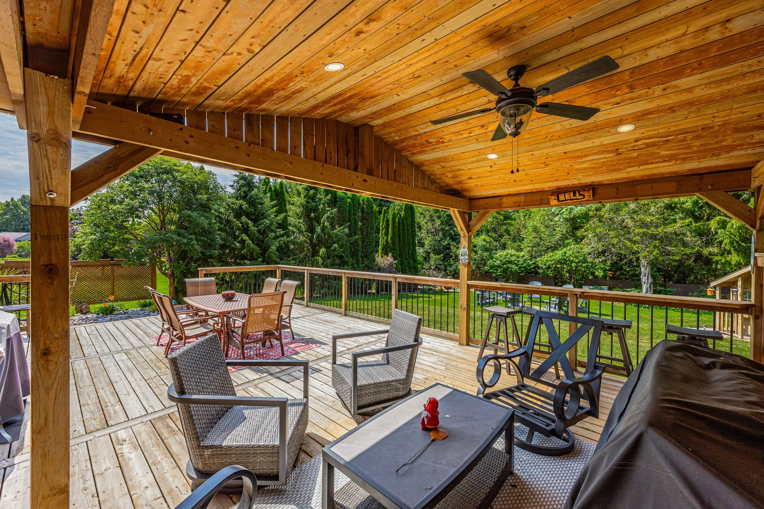 EXT UPDATE - 10159 Meadowlily Cres-9.jpg