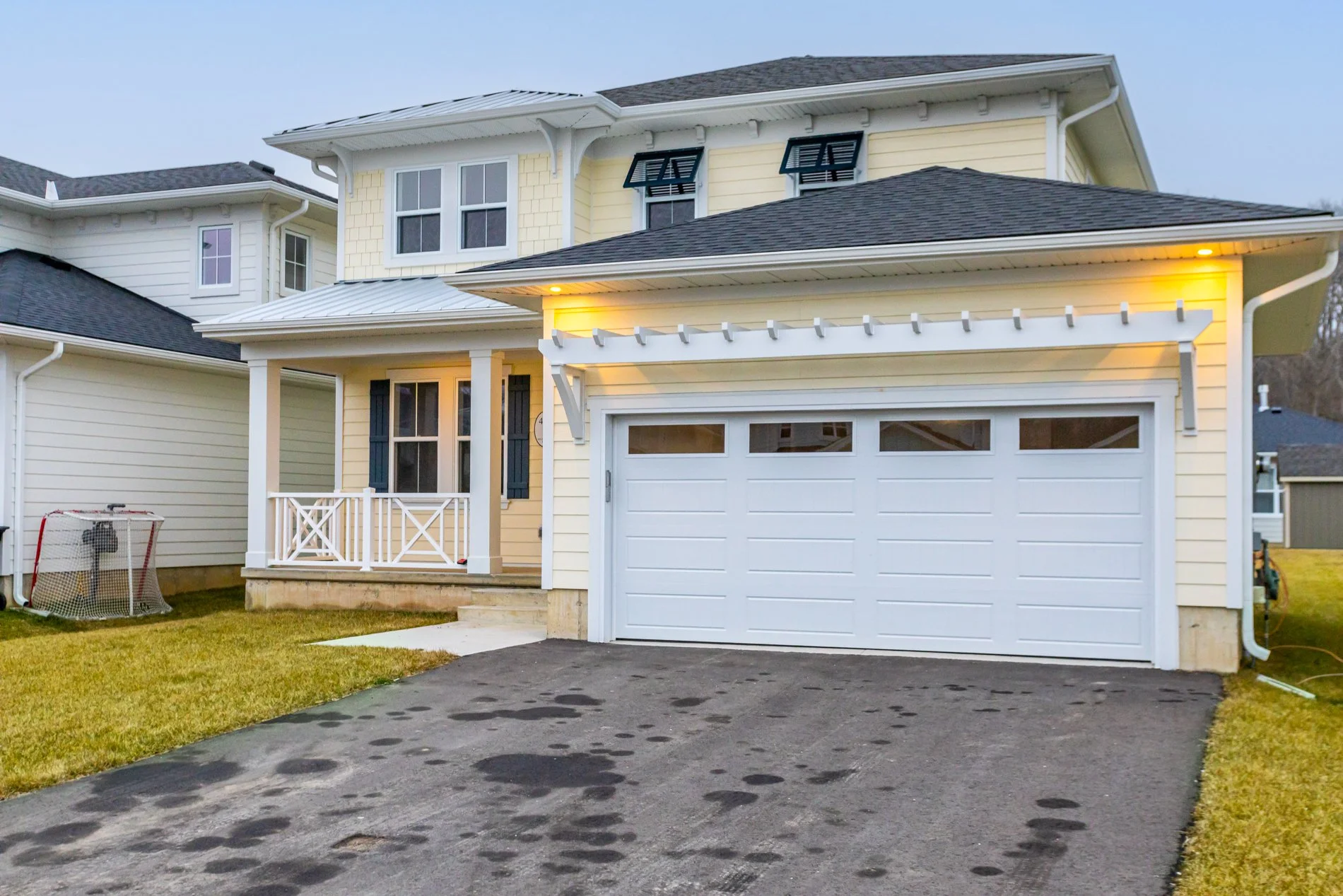 413 Breakwater Blvd-1.jpg