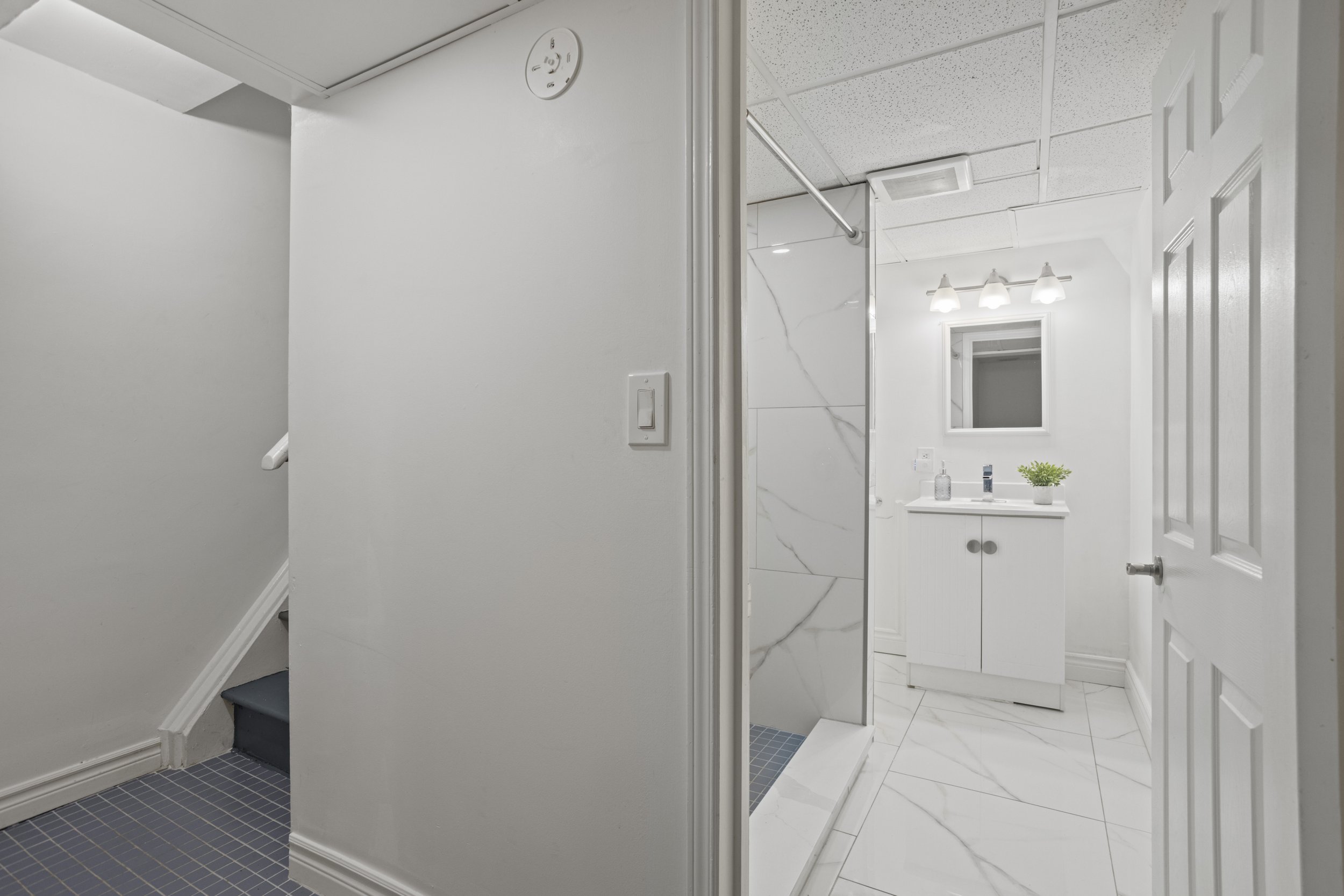 776 Oxford St  -10.JPG