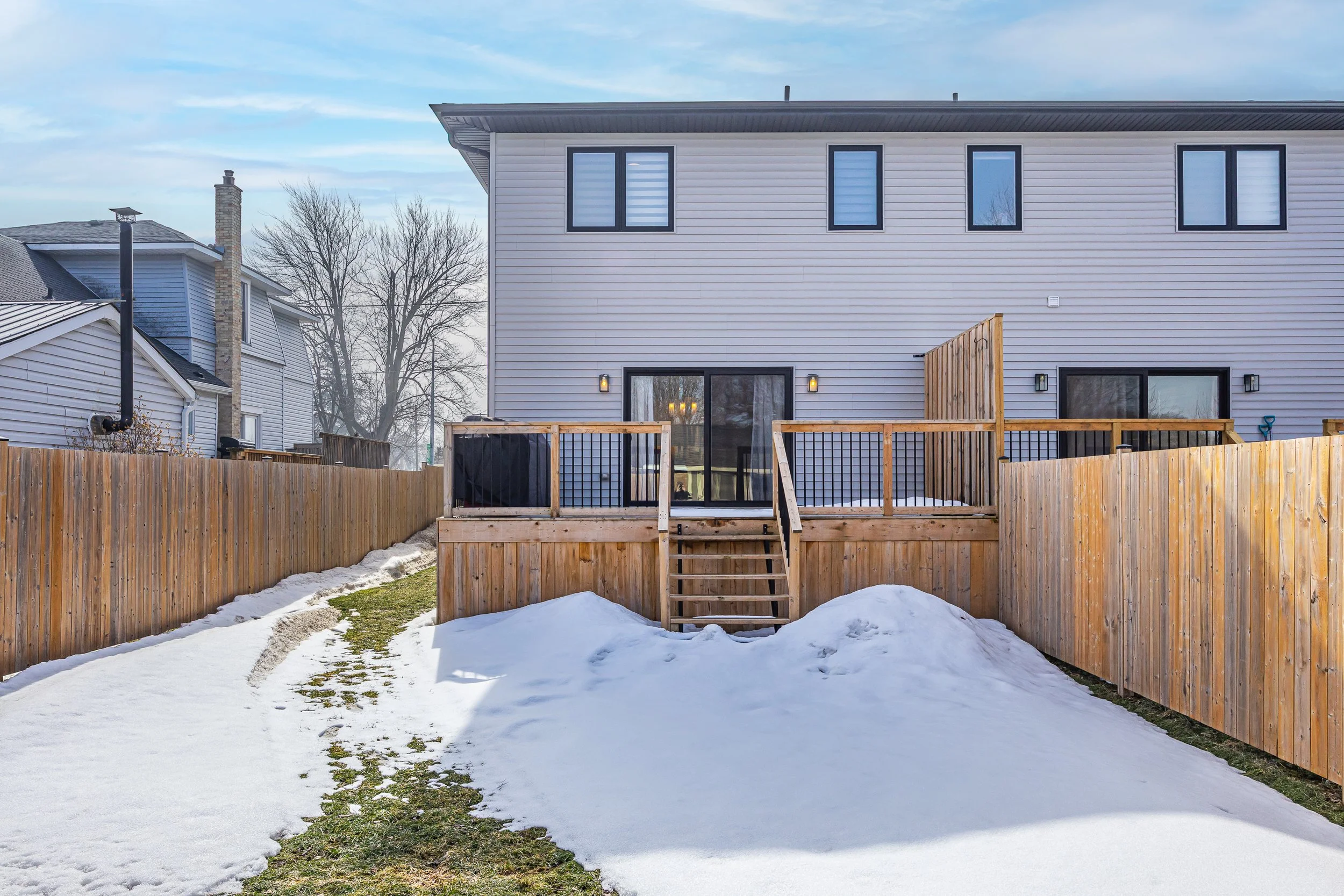 1-176 King St -41.jpg