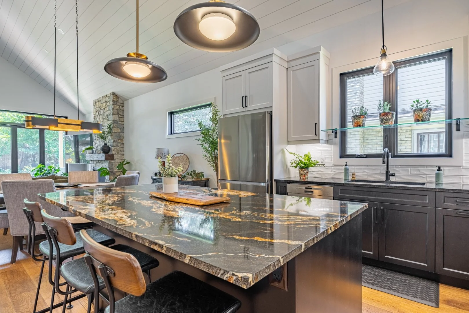 63 Guildford Cres-7.jpg