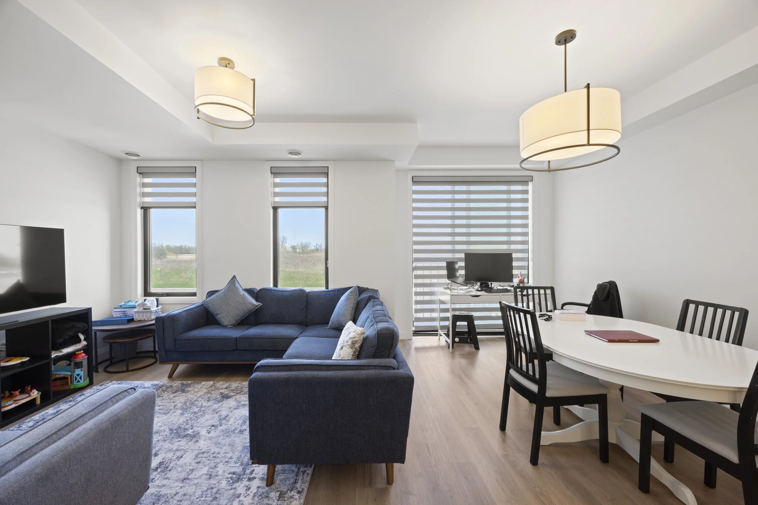 187-3900 Savoy St -13.JPG