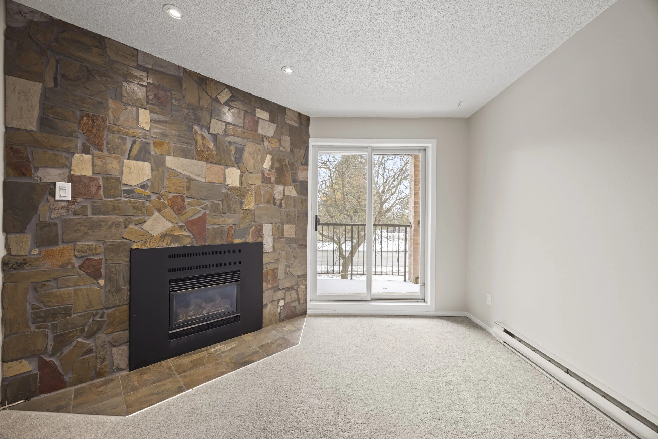 208 - 2228 Trafalgar St -14.JPG