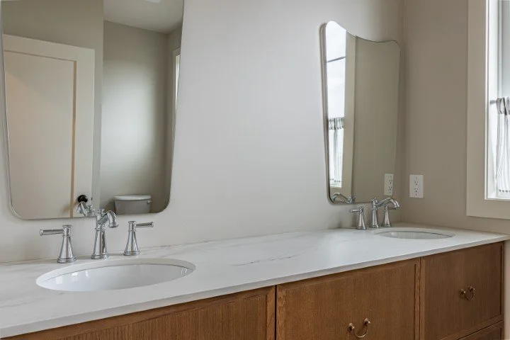 34290 Porte St-62.jpg