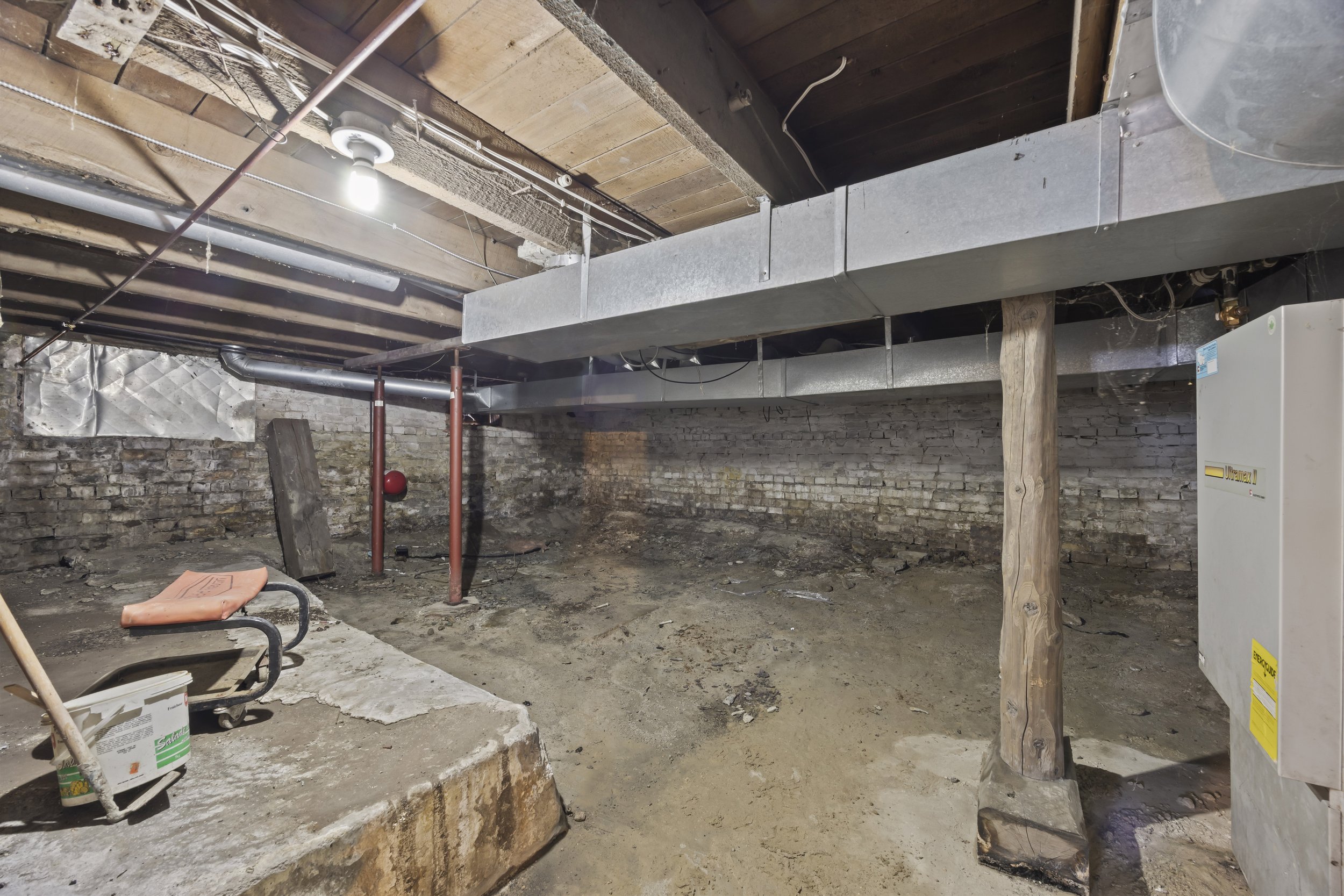 136 Queen St -31.JPG