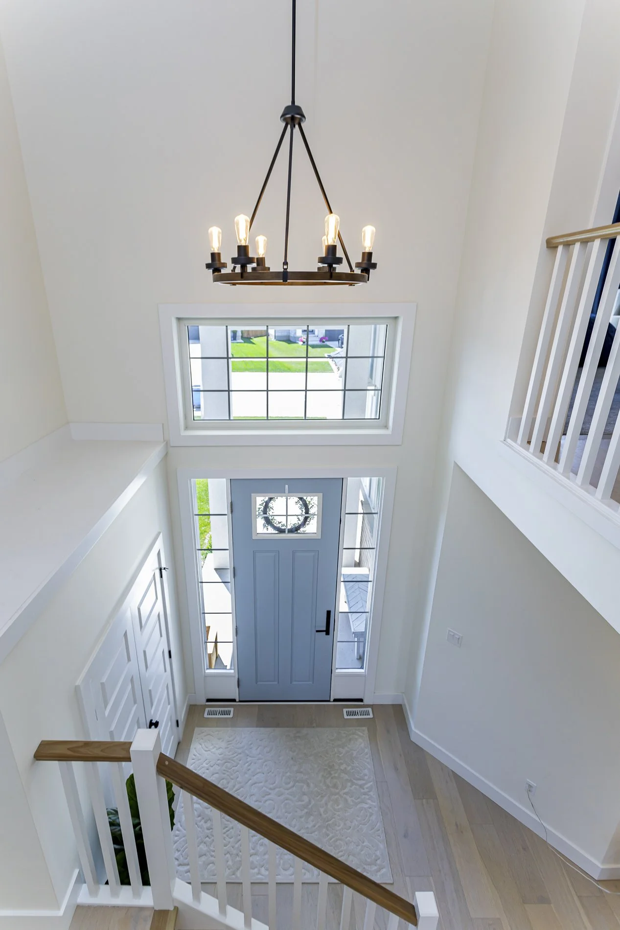 216 Crestview Dr_07.jpg