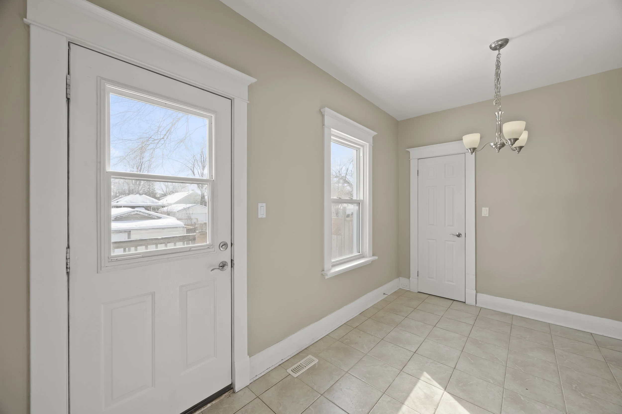 33 Terrance St. -20.JPG