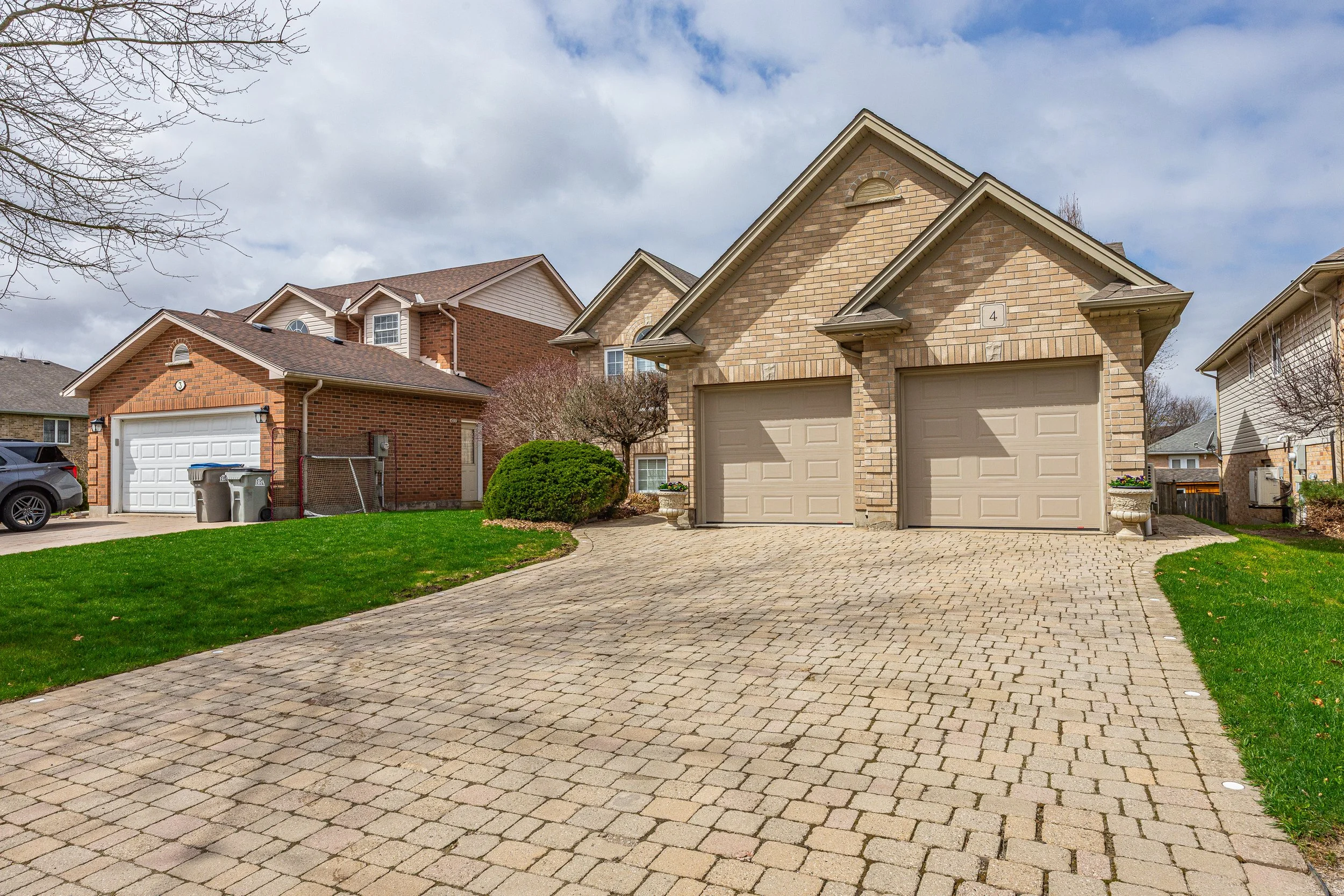 4 Oakwood Crt -05.jpg