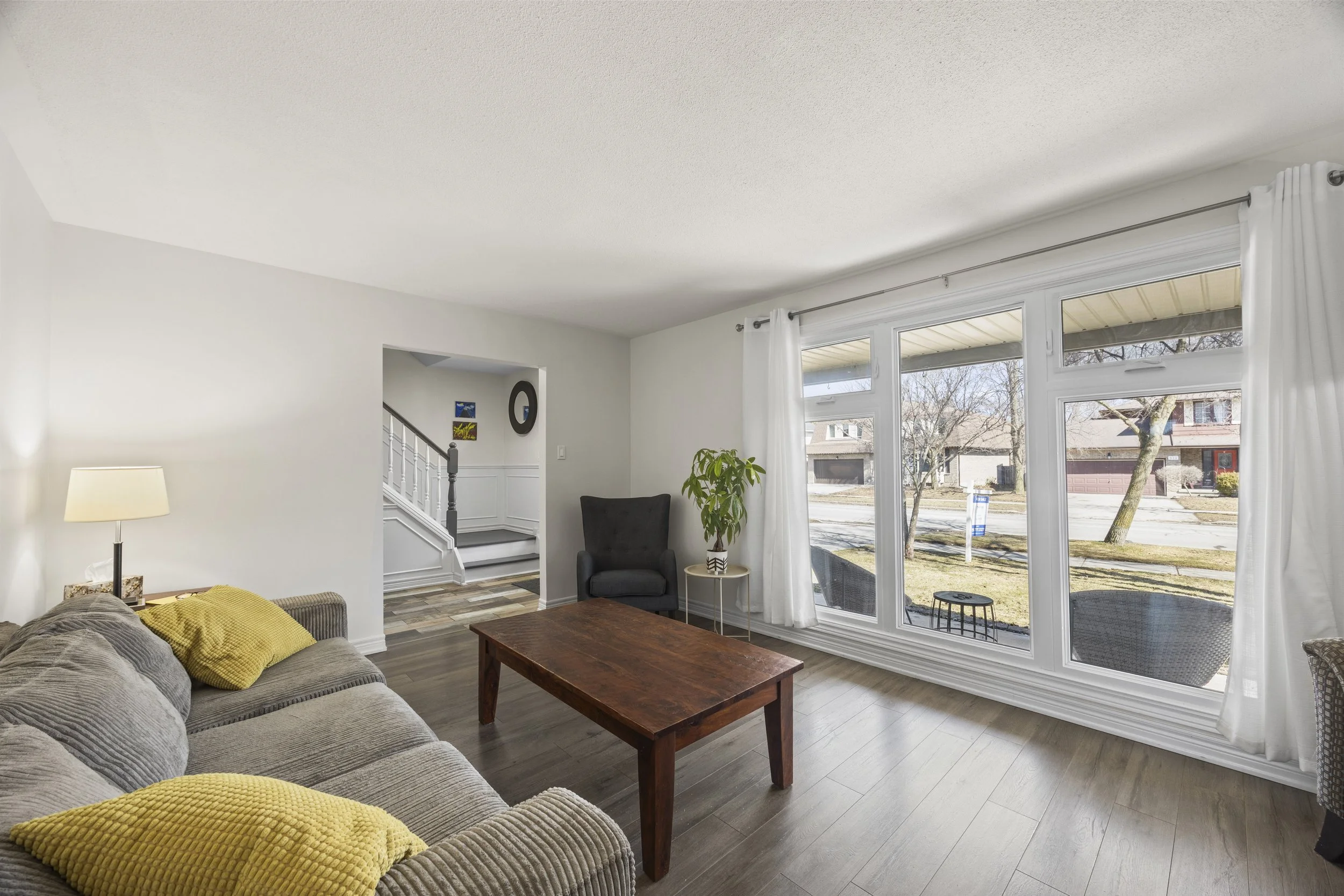 931 Farnham Rd -11.JPG