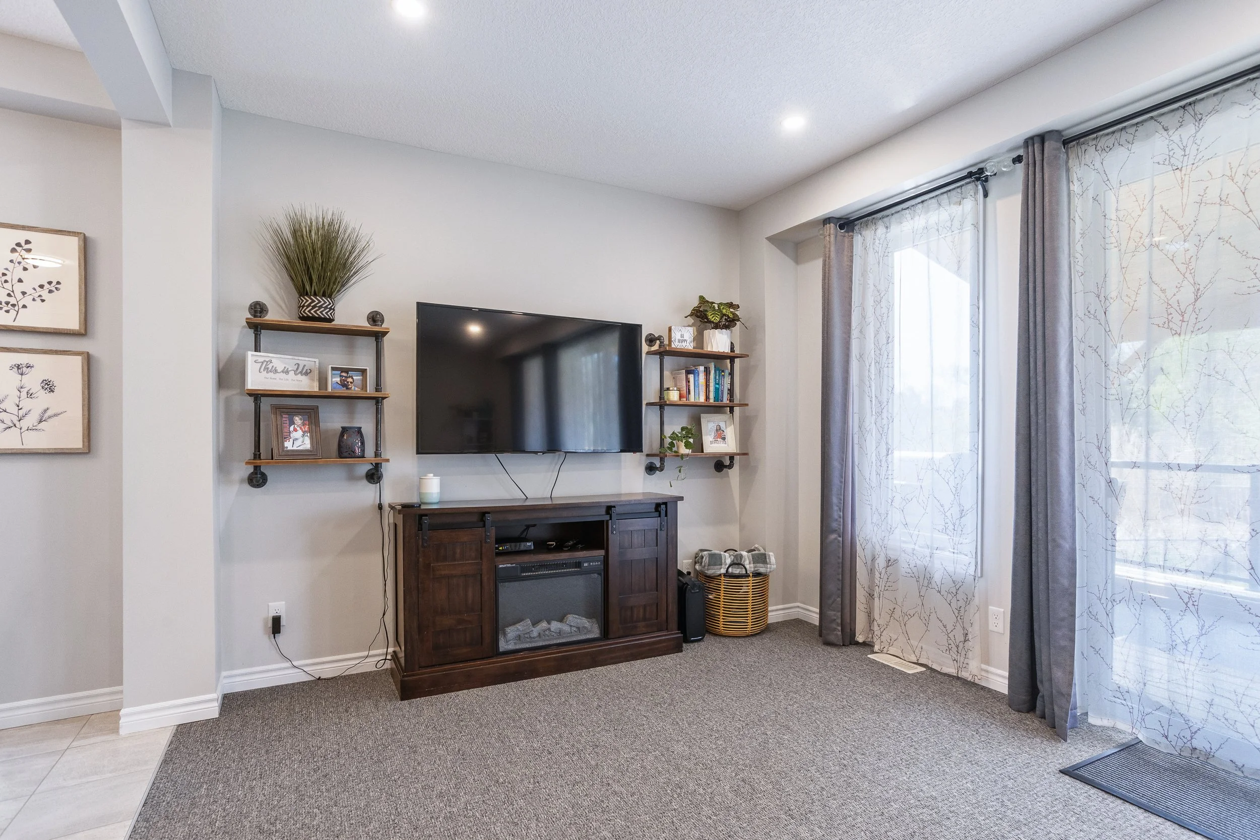 2079 Cedarpark Dr-18.jpg