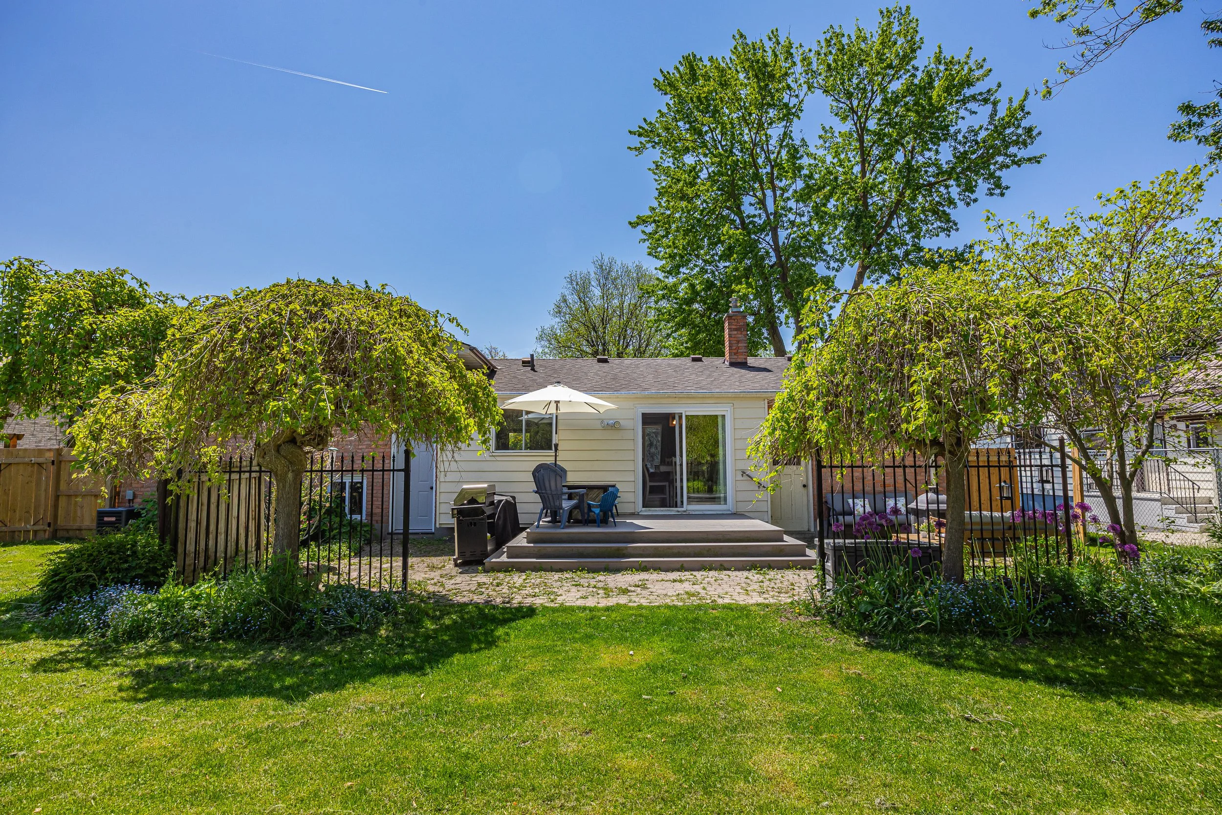 315 Elgin St W -43.jpg