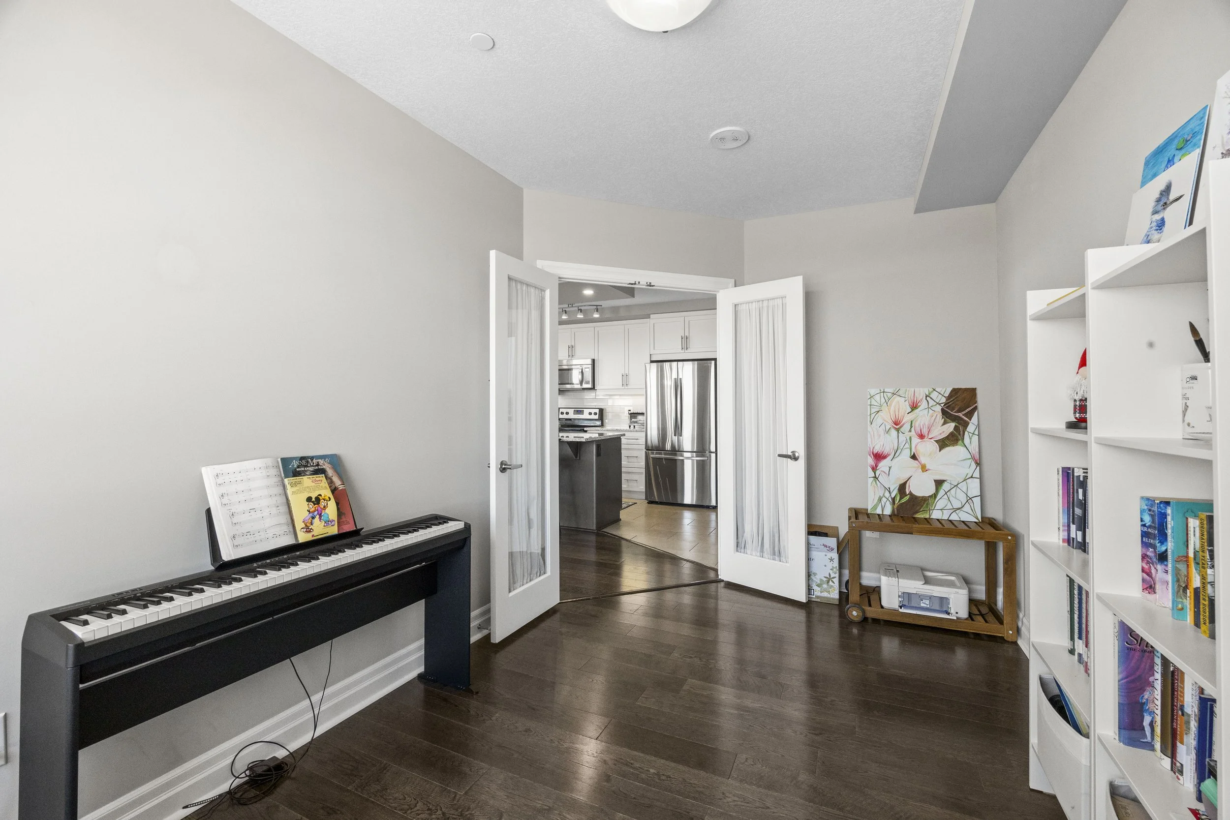 605-240 Village Walk -25.JPG