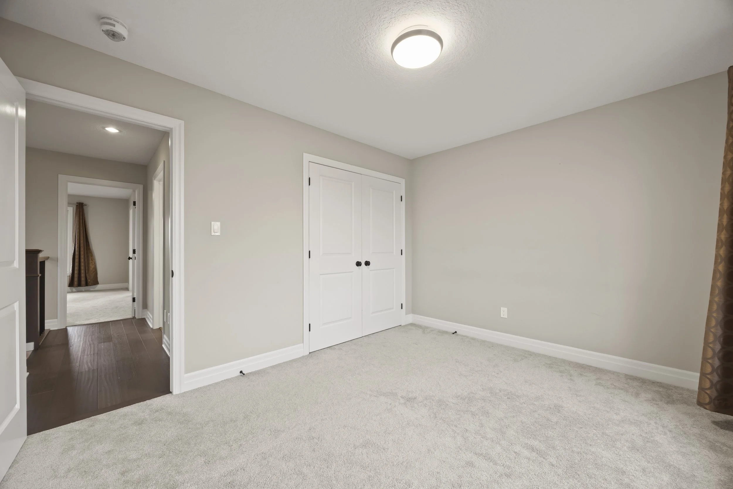 555 Sunningdale Rd E -33.JPG