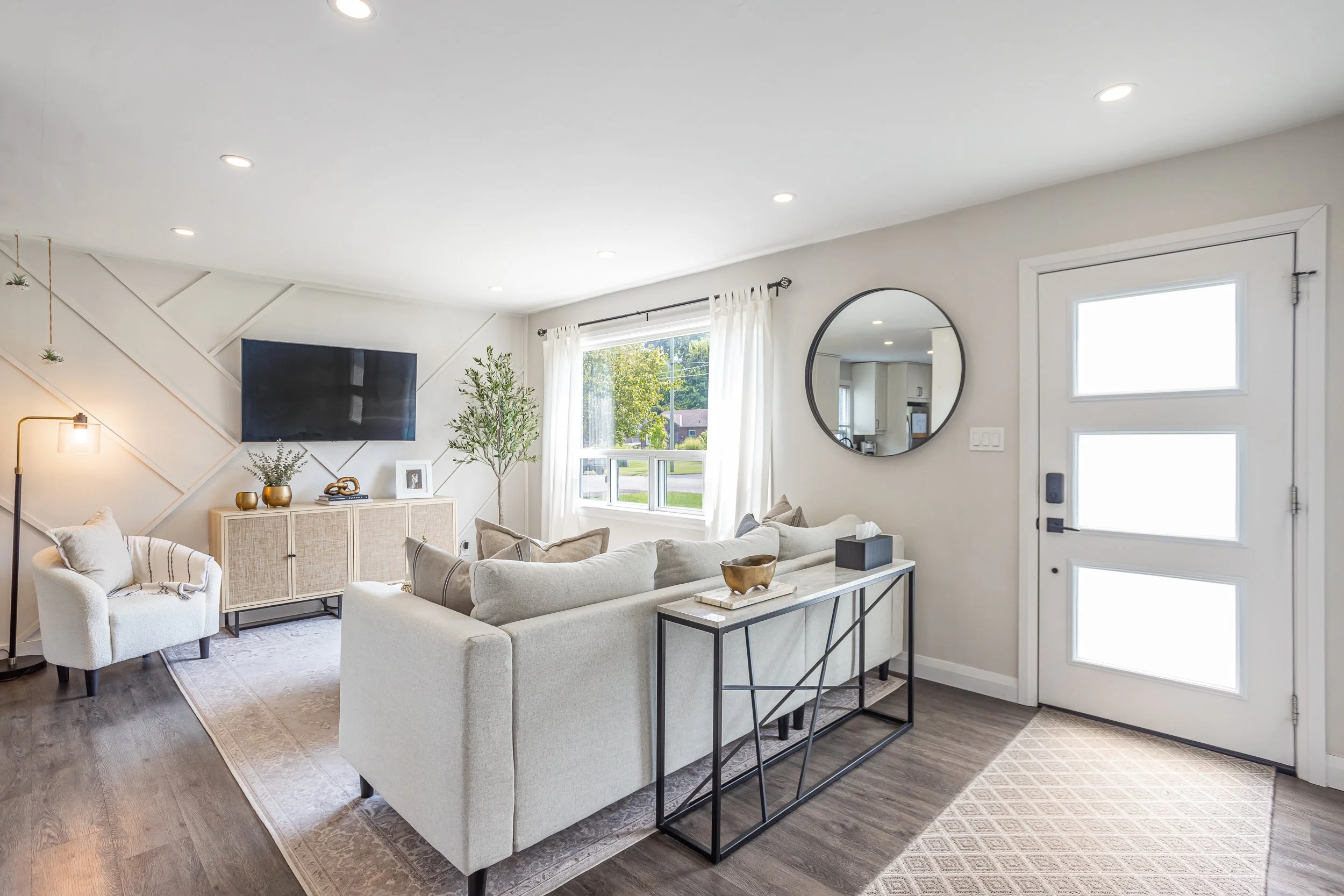 1016 Feren Ave-8.jpg