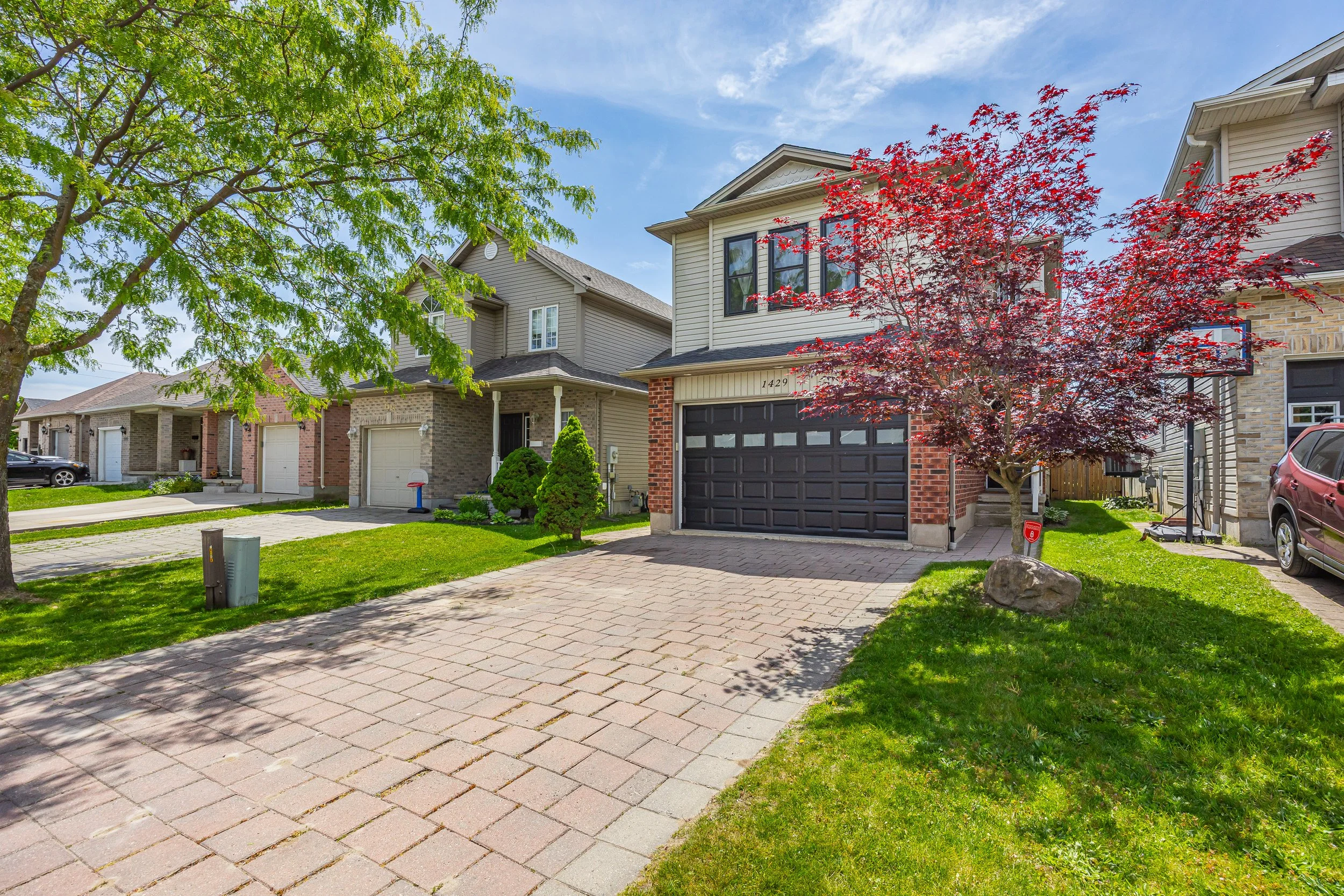 1429 Aspenridge Cres -04.jpg