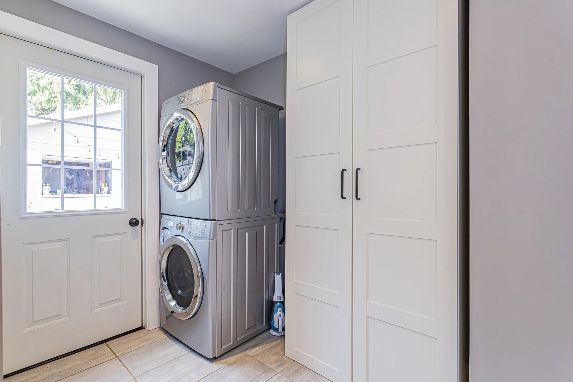 865 Colborne St_19.jpg