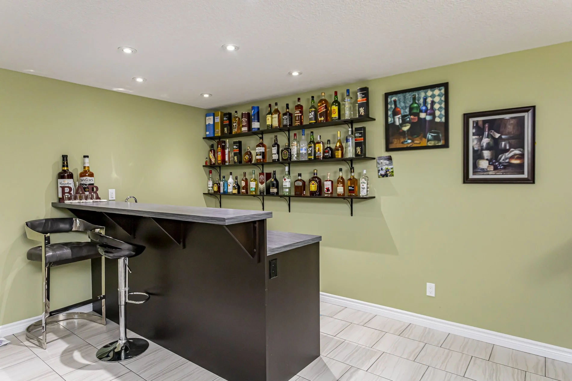 6645 Upper Canada Crossing_48.jpg