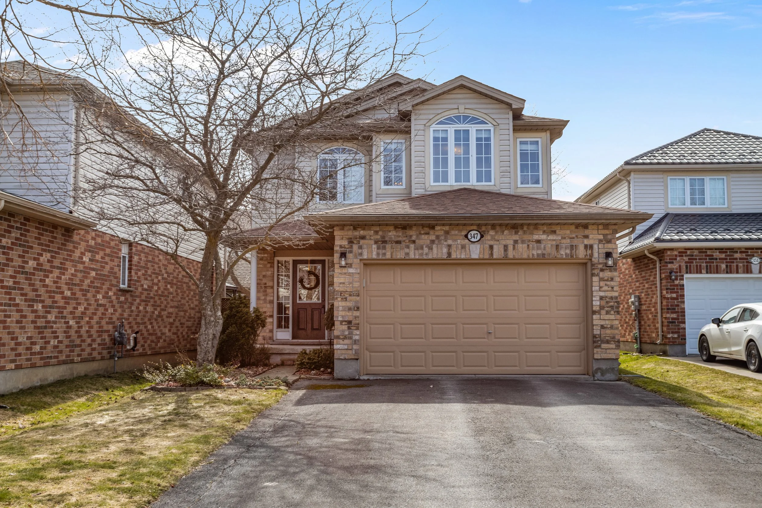 347 Ridgeview Court-2.jpg