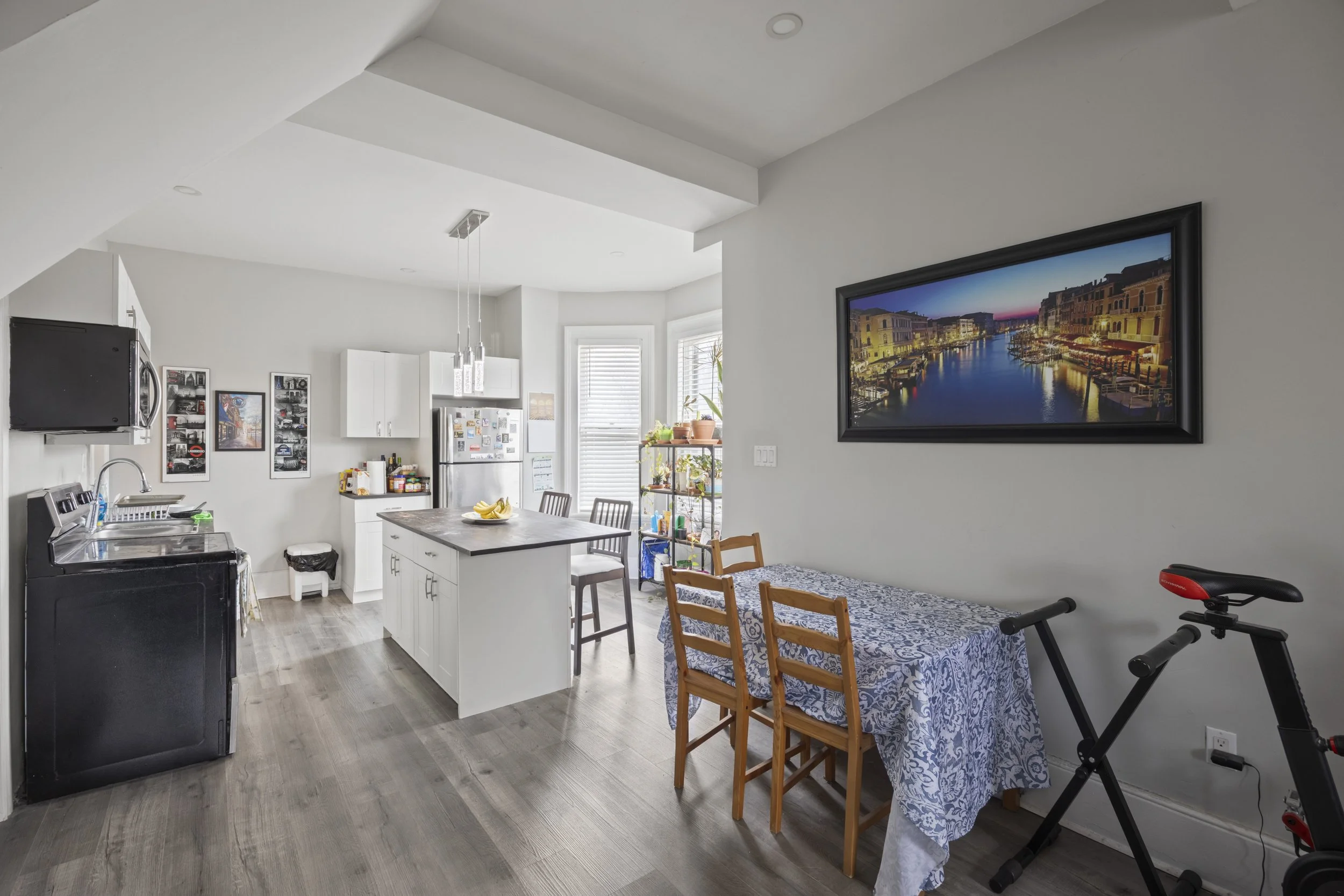 434 Dufferin Ave -08.JPG