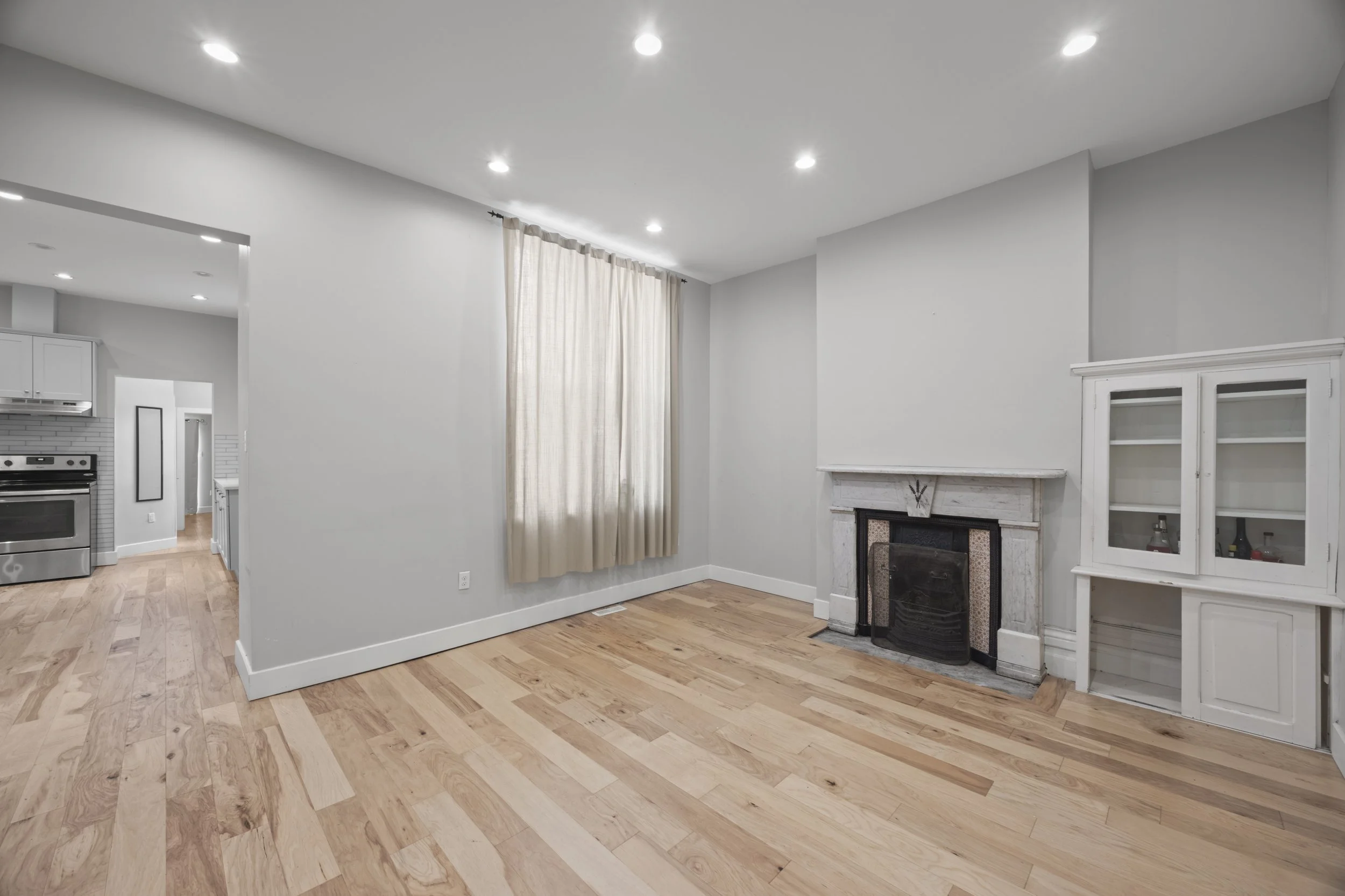 517 Princess Ave -37.JPG