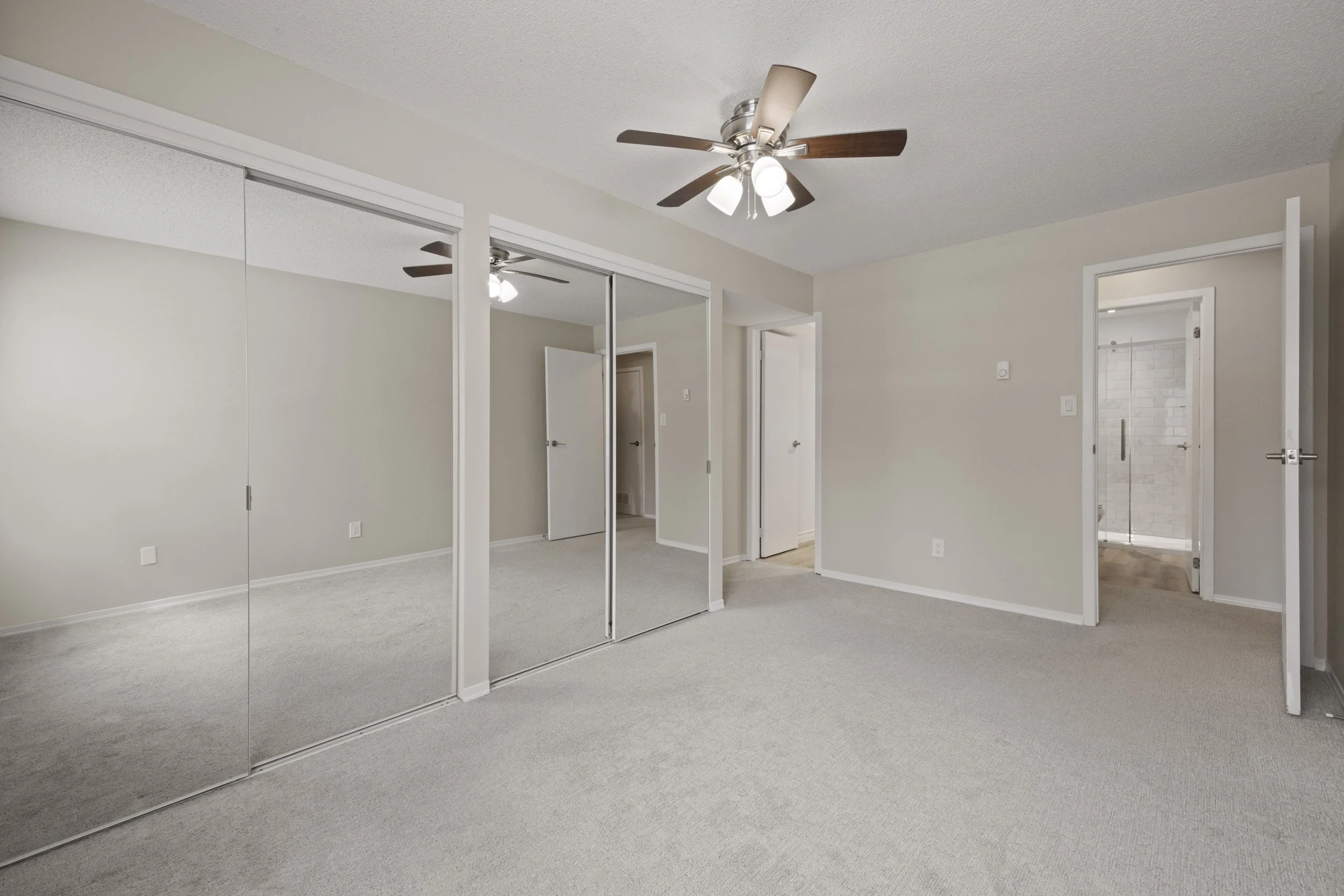 208 - 2228 Trafalgar St -19.JPG