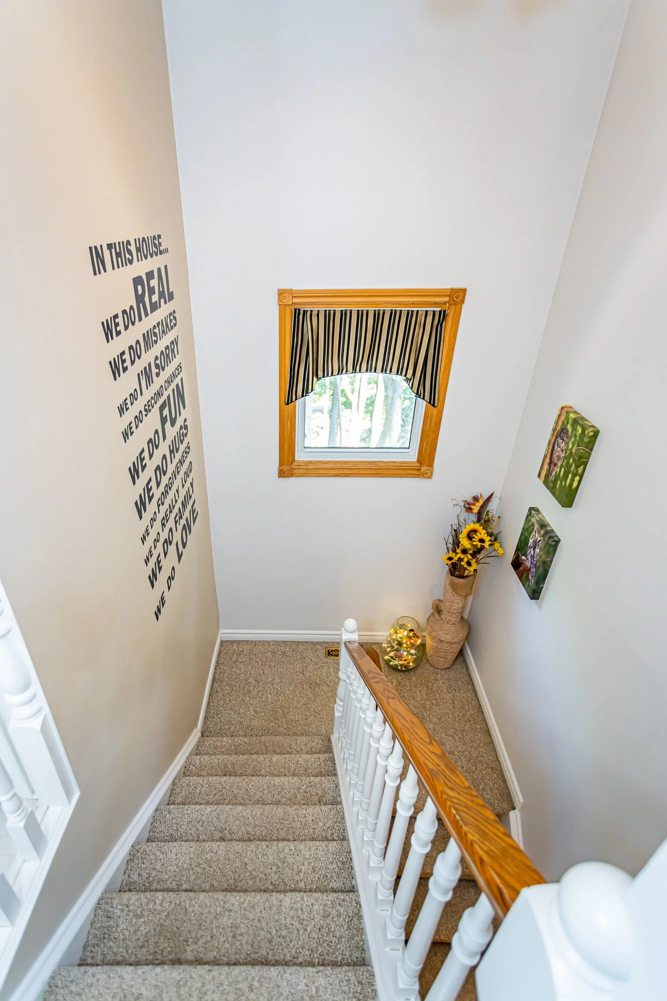 24-374 Front St-25.jpg