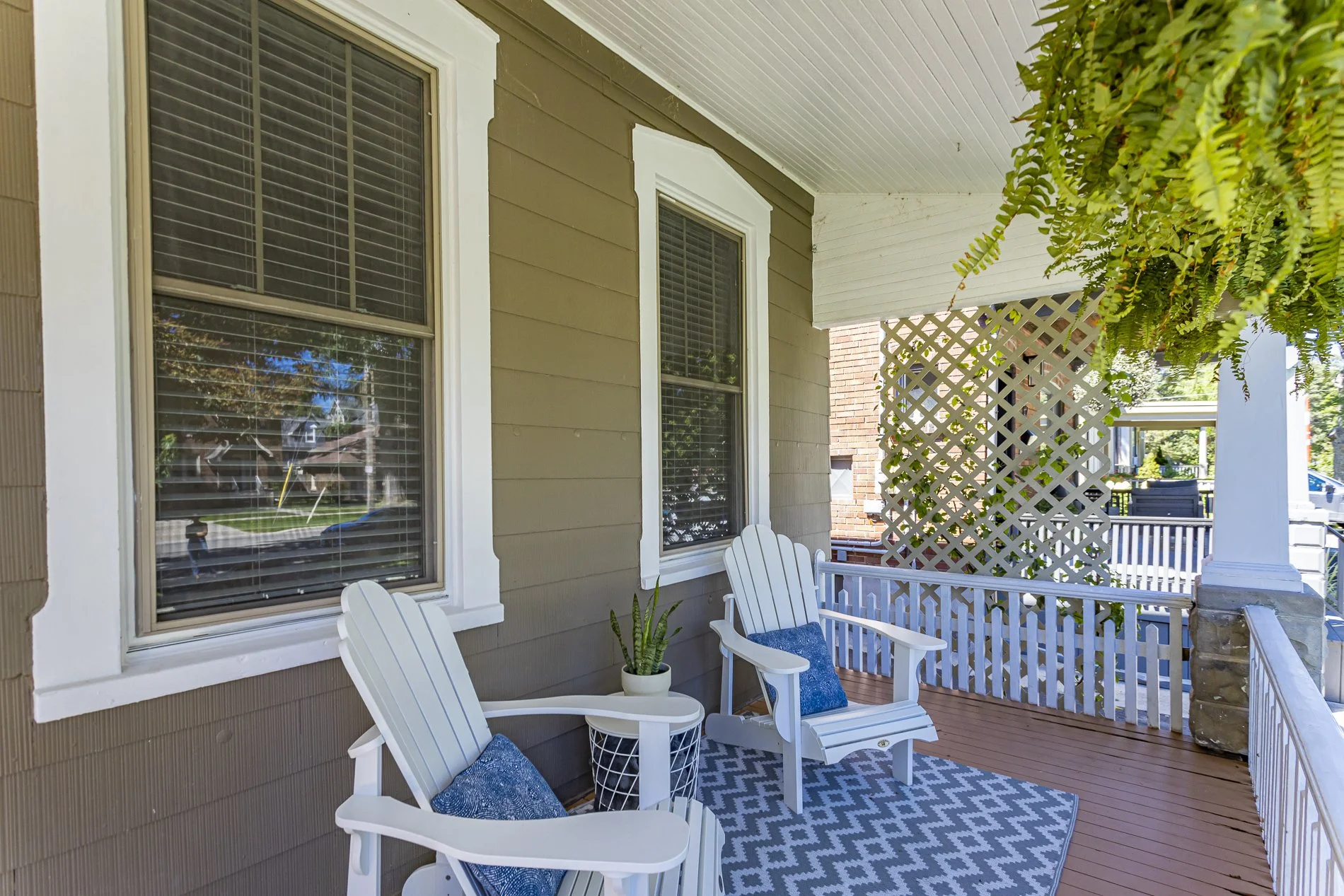 865 Colborne St_06.jpg