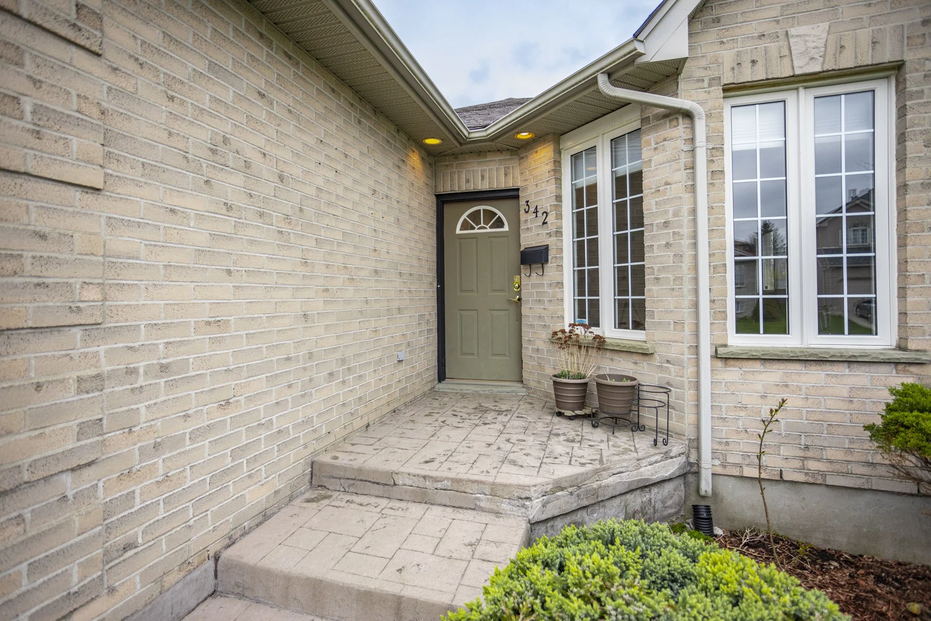 342 Jonathan St_05.JPG