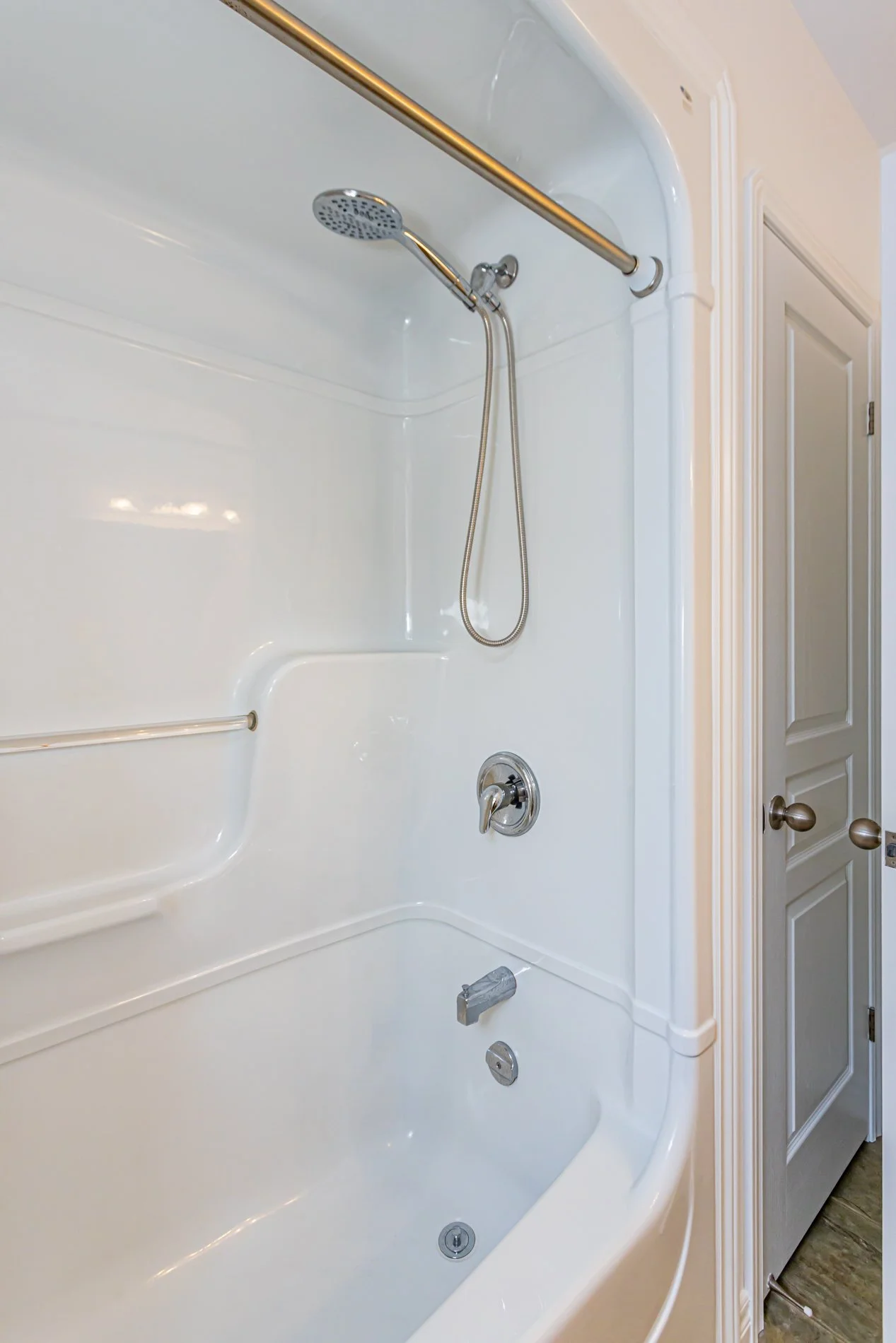 535 Harris Circle-30.jpg