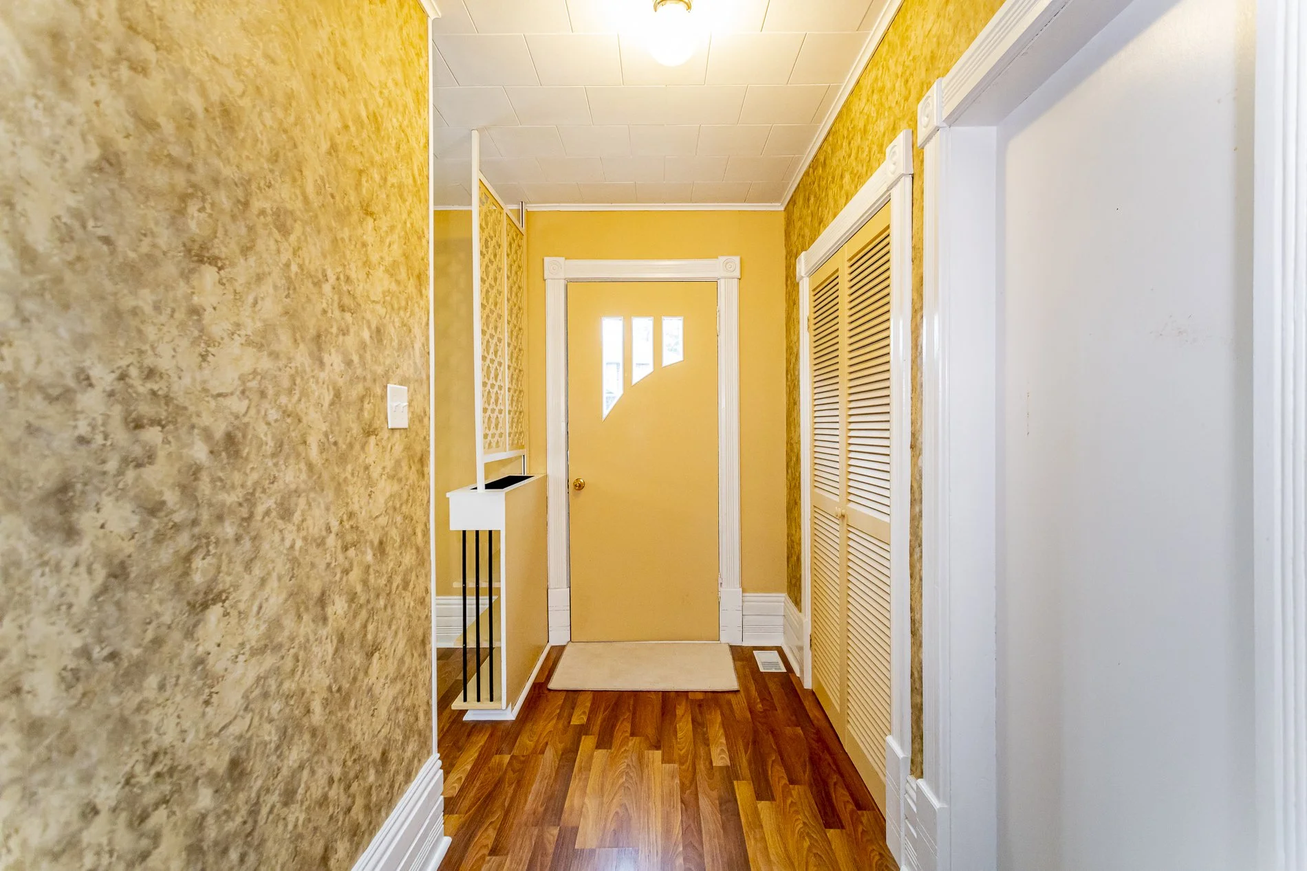23909 Denfield Rd_08.jpg