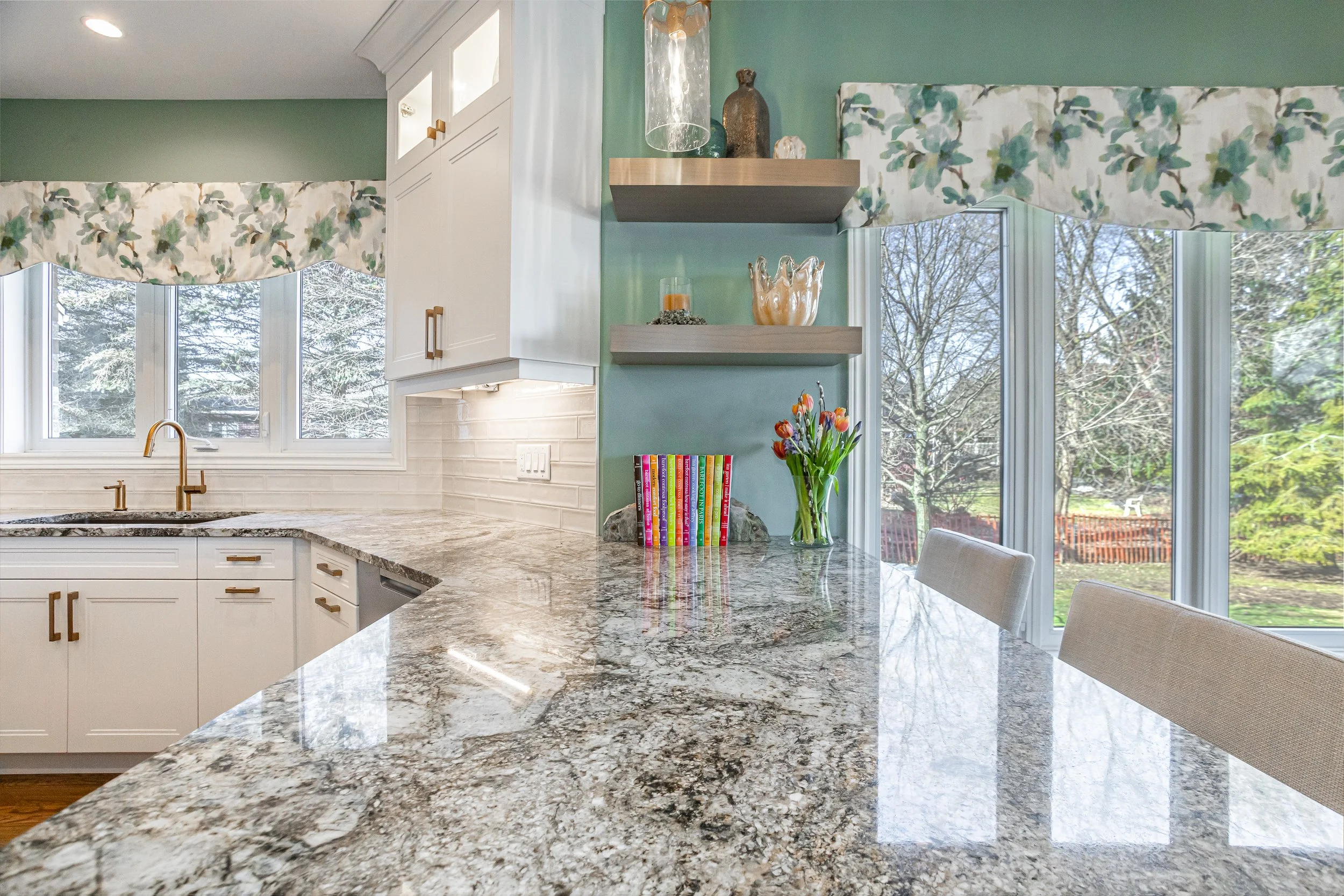 34 Dissing Cres-14.jpg